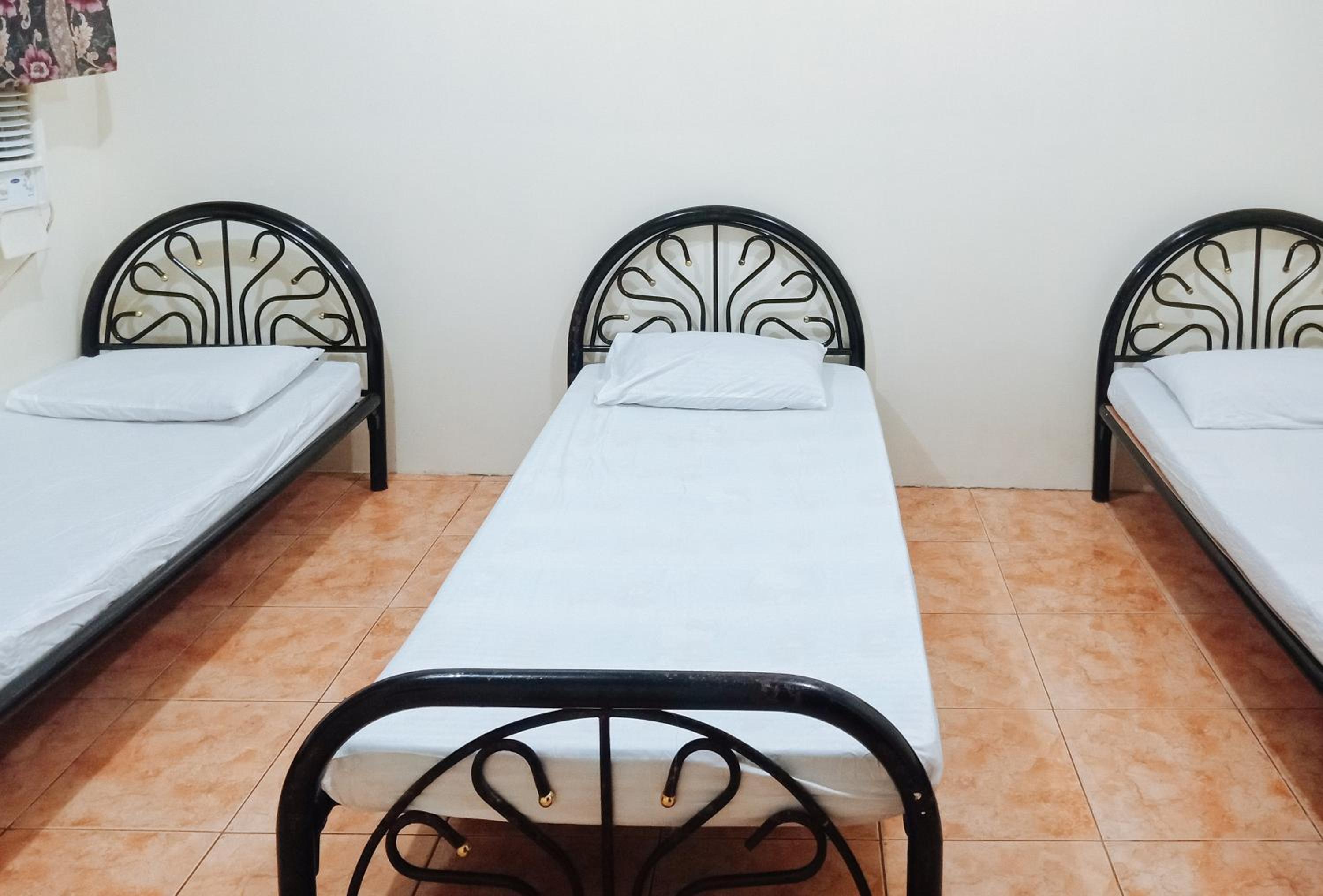 Triple Room - Photo 1