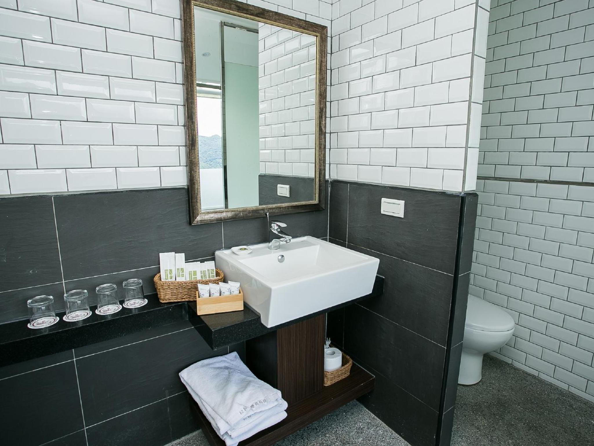 Superior Quadruple Room photo 2