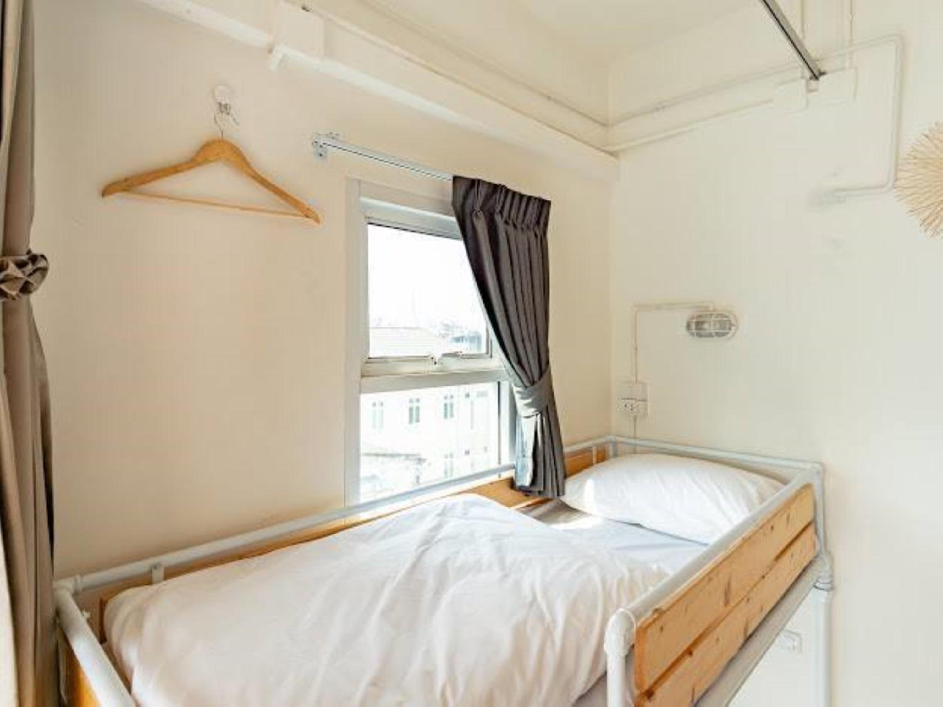 Single Bed in Mixed Dormitory Room photo 3