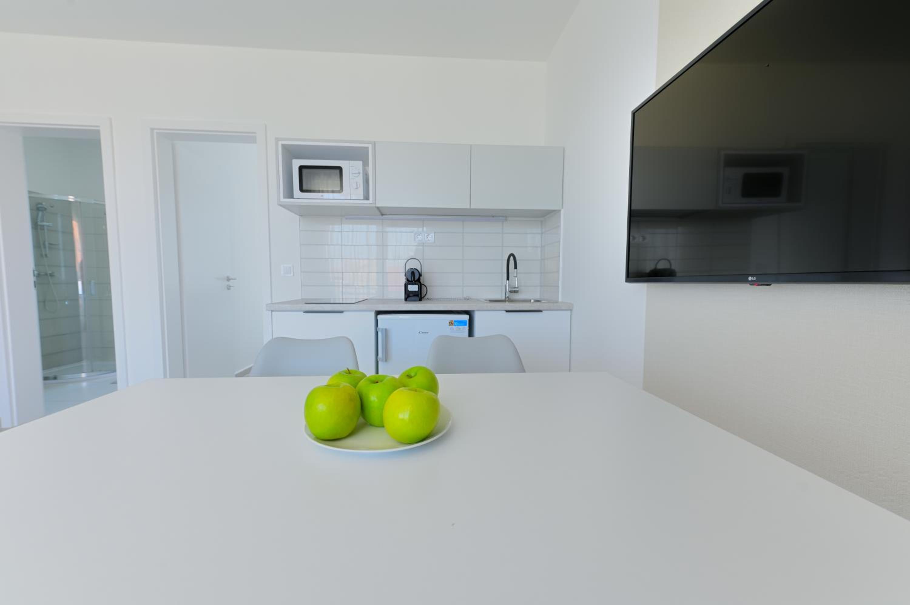 Apartment - Photo 4