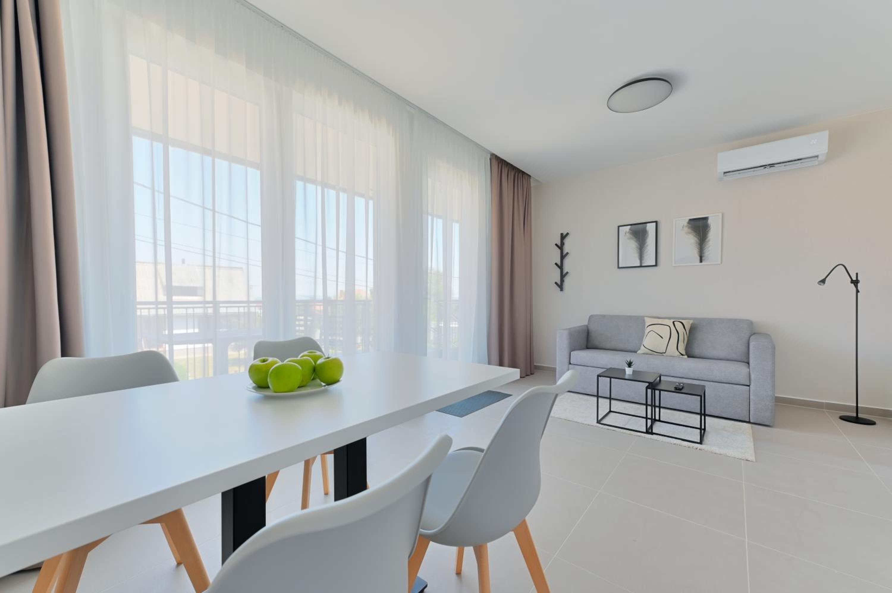 Apartment with Balcony photo 1
