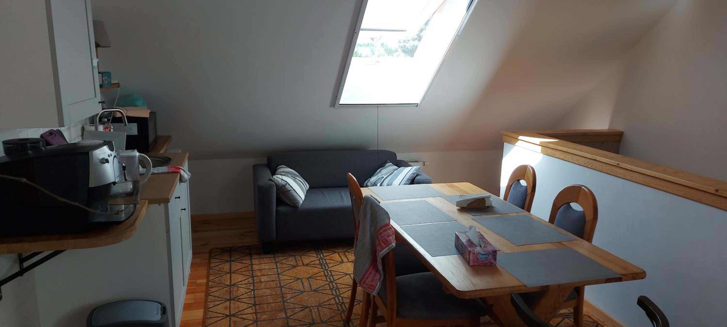 Large Double Room - Photo 2