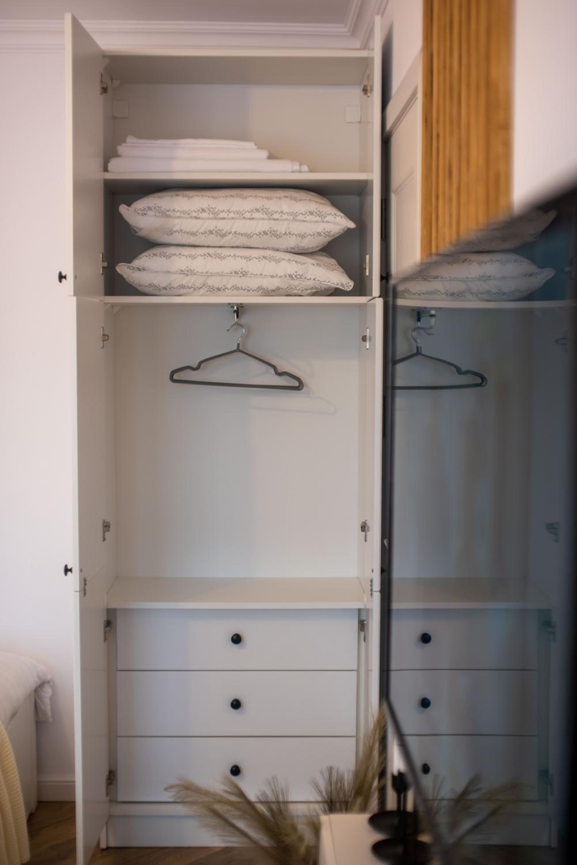 One-Bedroom Apartment - Photo 19