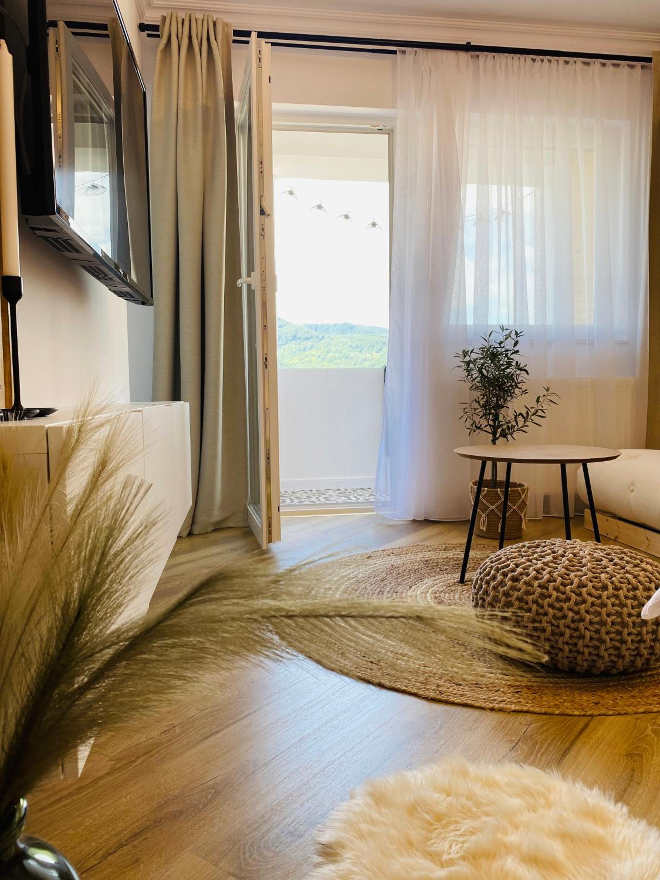 One-Bedroom Apartment - Photo 24