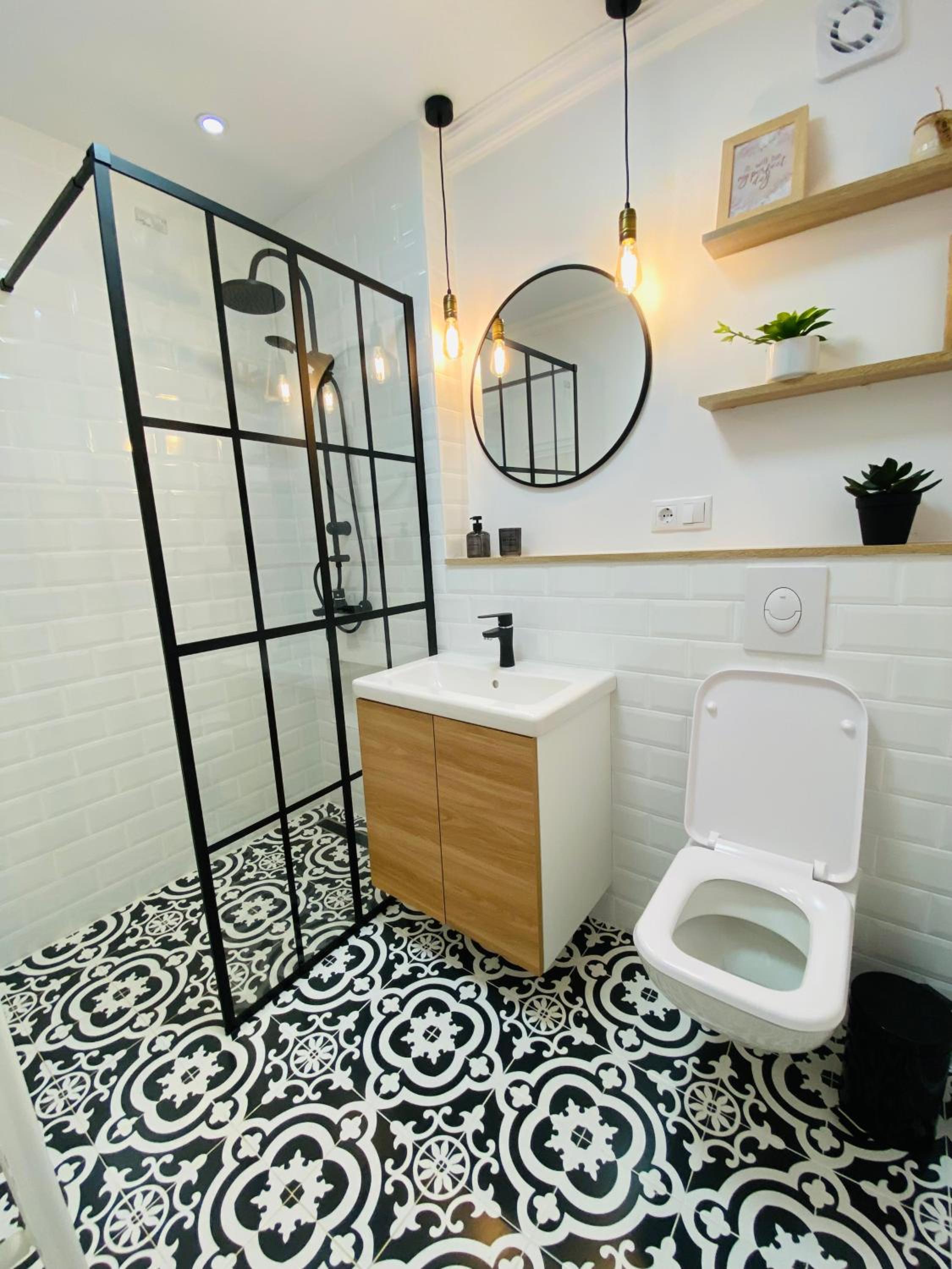 One-Bedroom Apartment - Photo 25