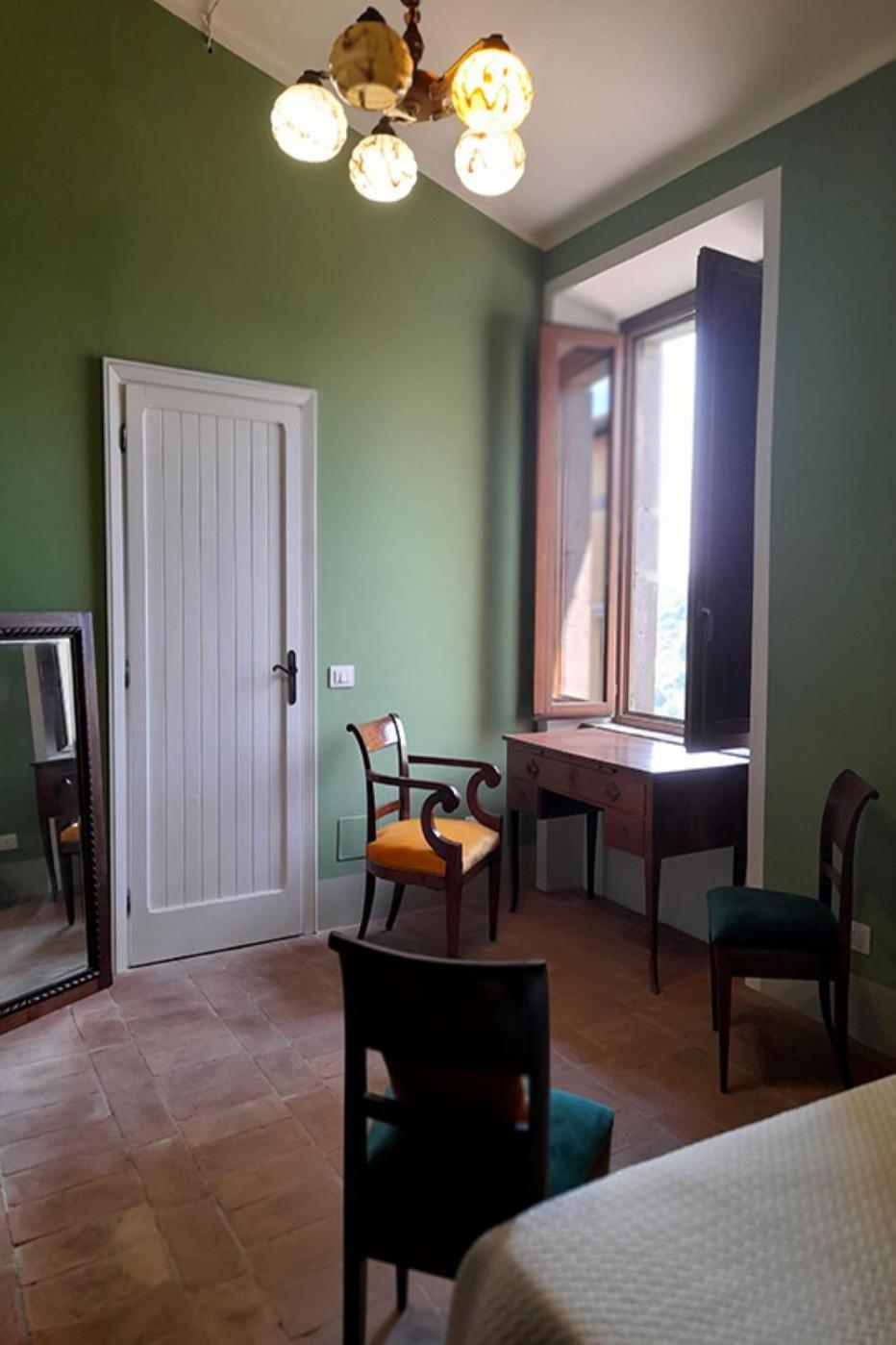 Two-Bedroom Apartment - Photo 11
