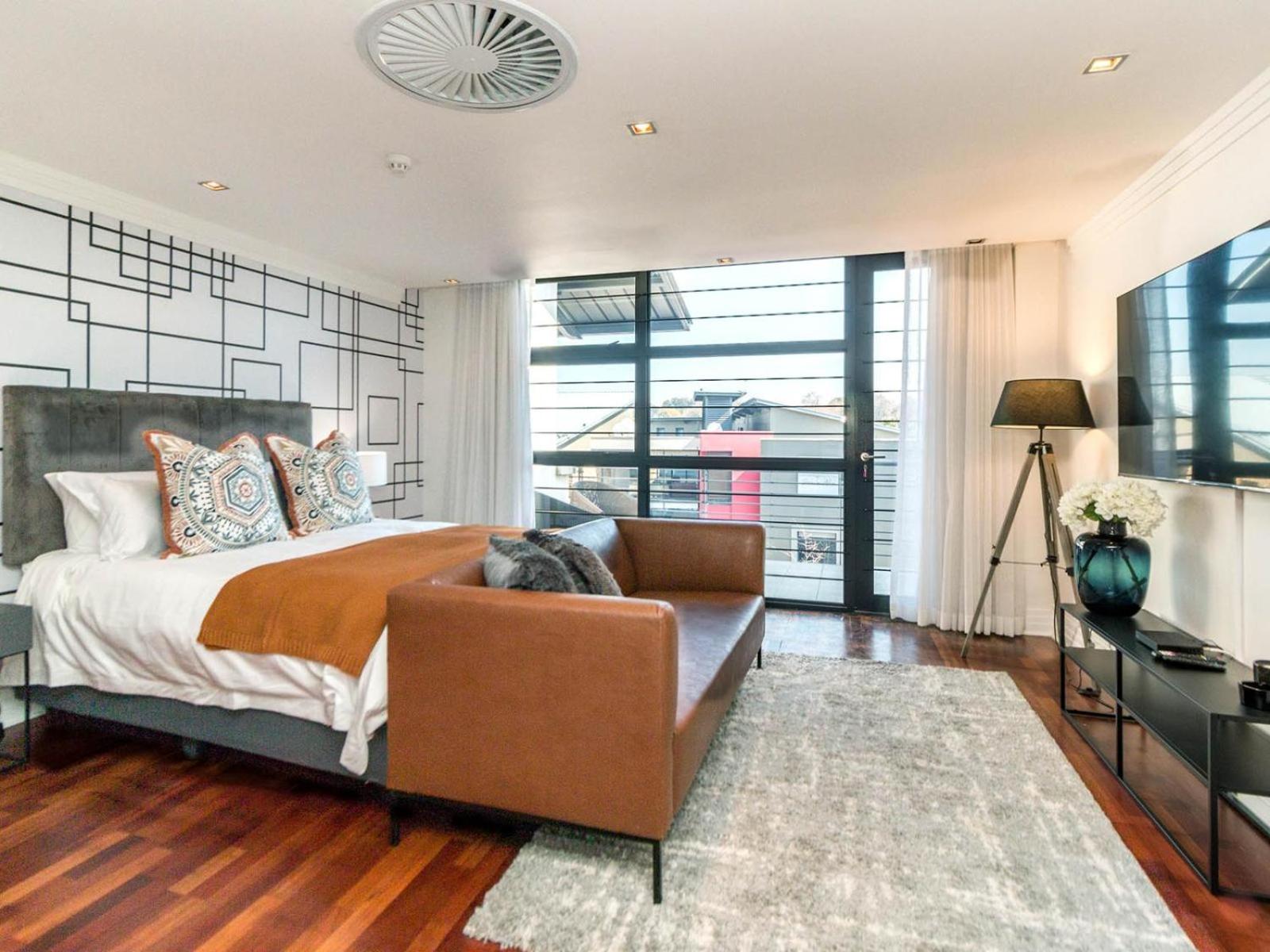 Luxury Apartment photo 3