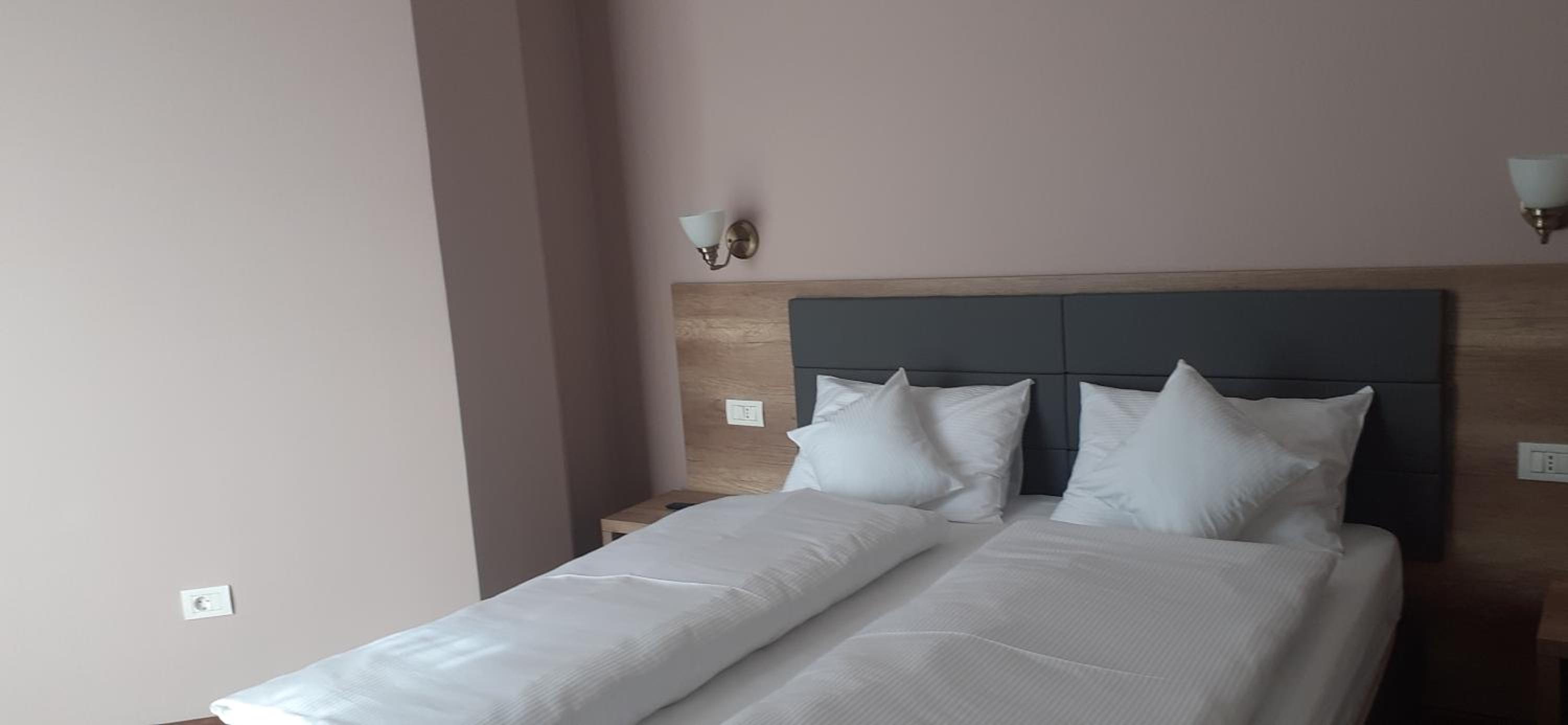 Double or Twin Room with Private Bathroom photo 1