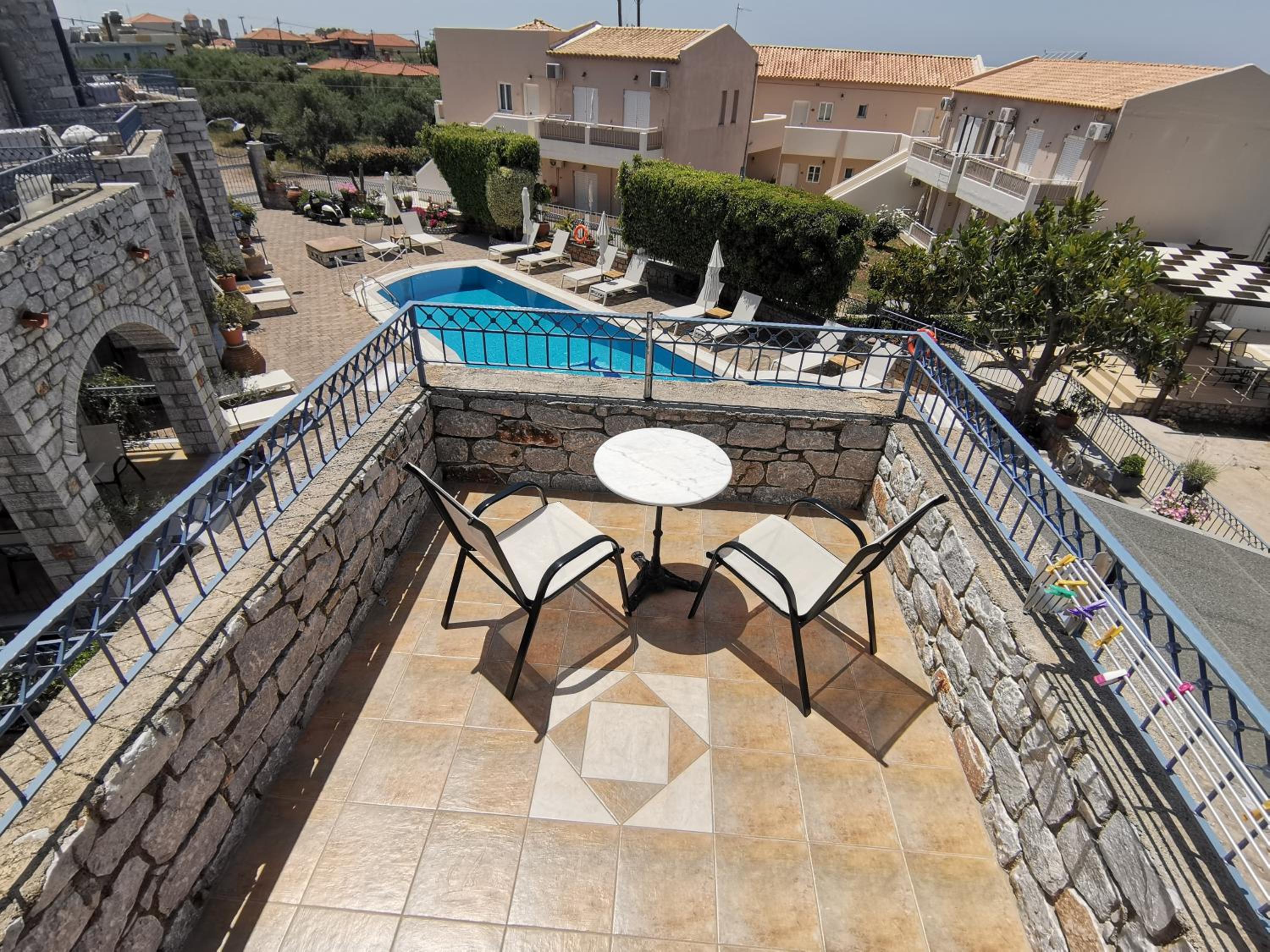 Studio with Pool View photo 1