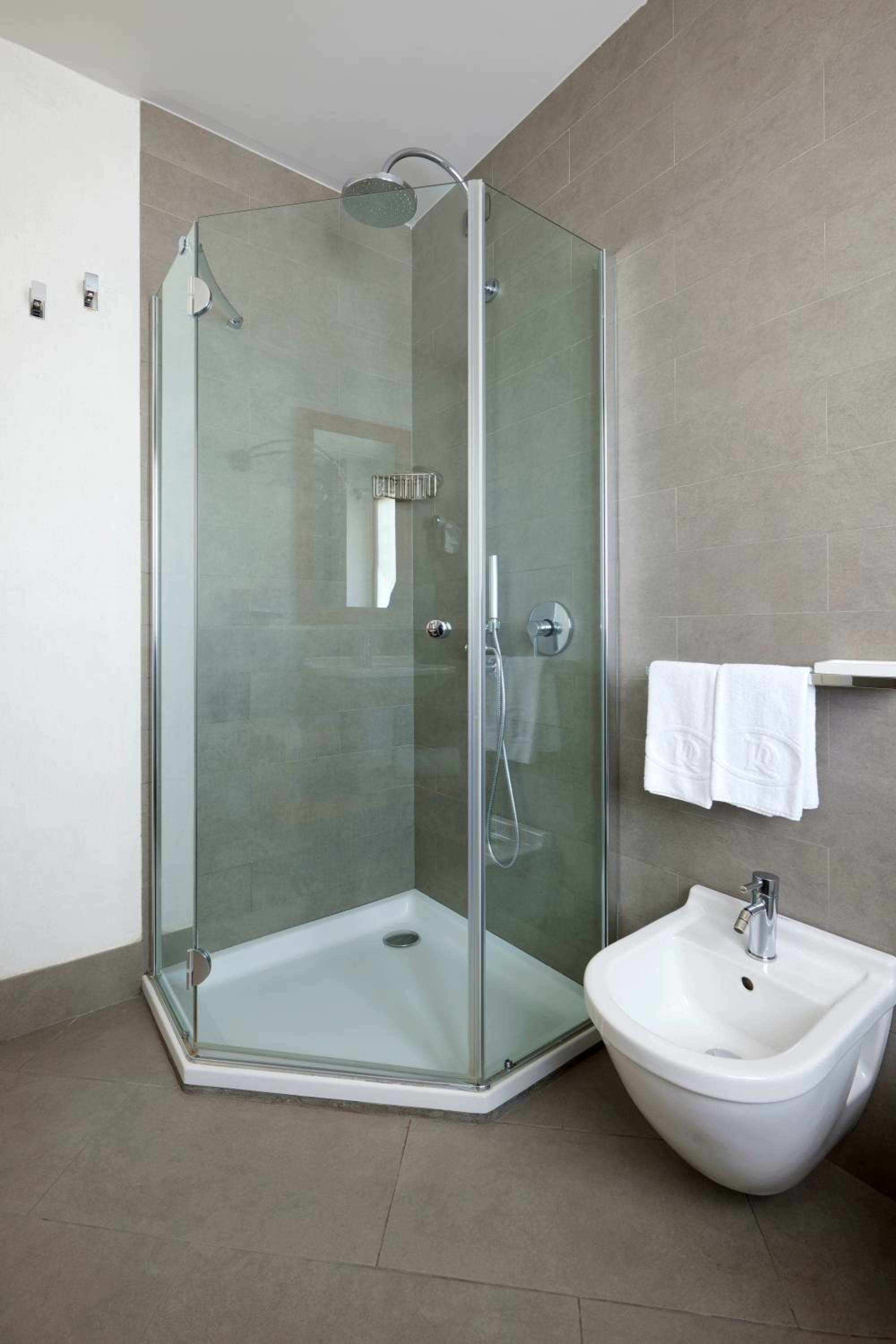 Superior Room - Photo 7