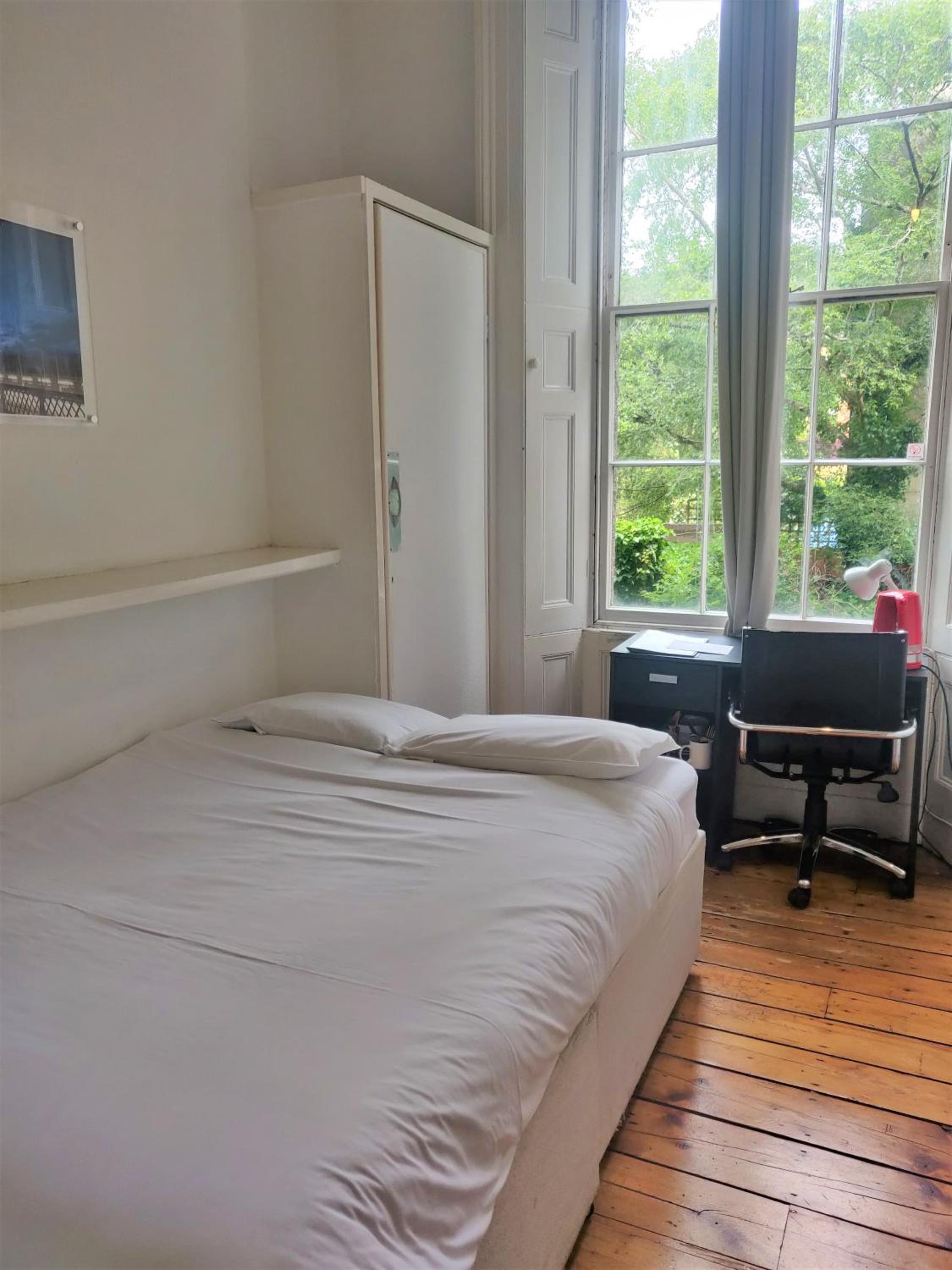 Standard Single Room with Shared Bathroom
