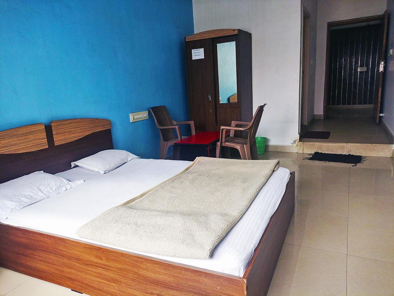 Budget Double Room - Photo 29