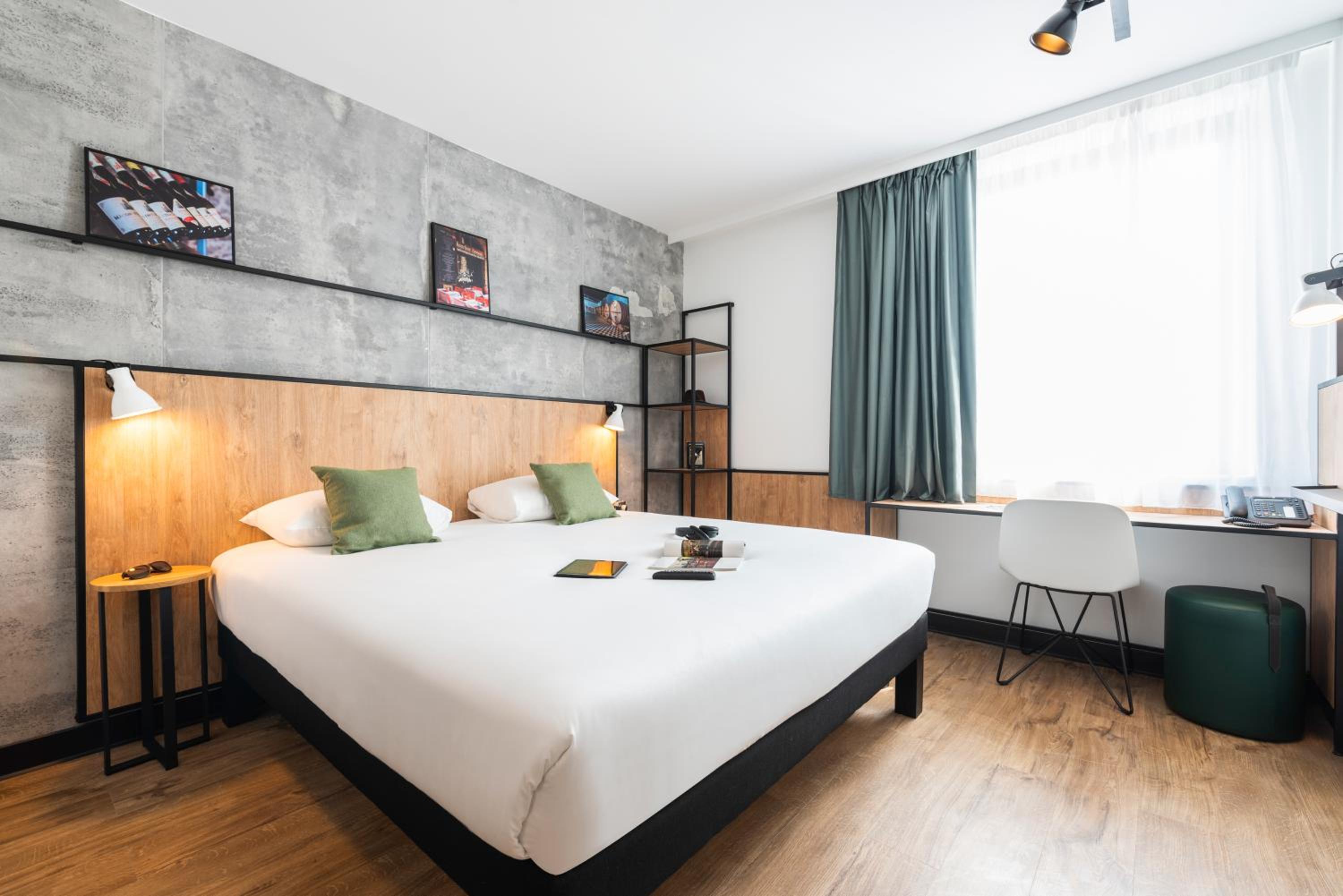 Standard Double Room - Photo 1