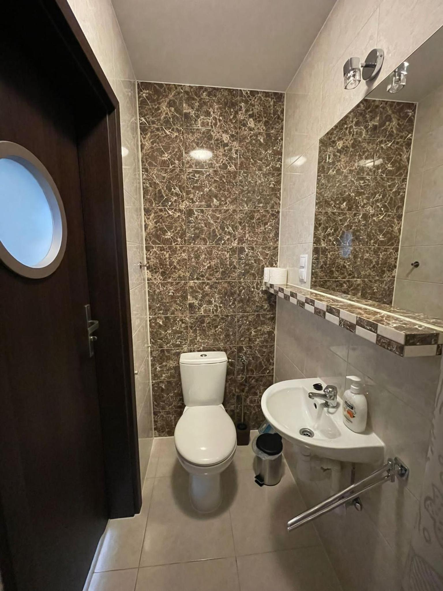 Triple Room with Private Bathroom photo 2