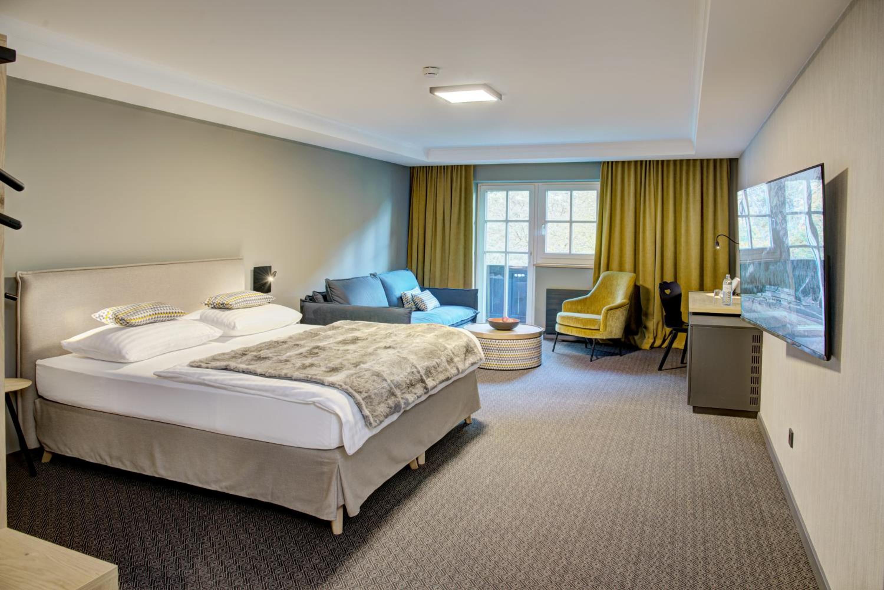 Superior Double Room with Balcony, photo 7