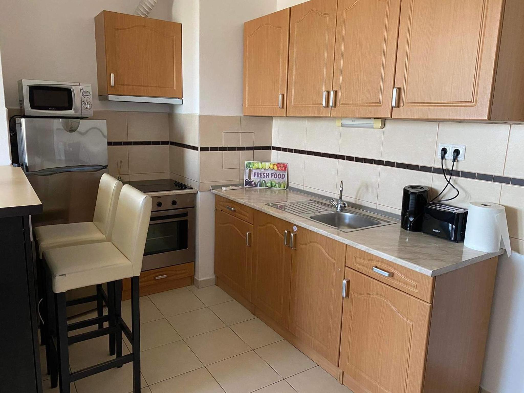 One-Bedroom Apartment - Photo 4