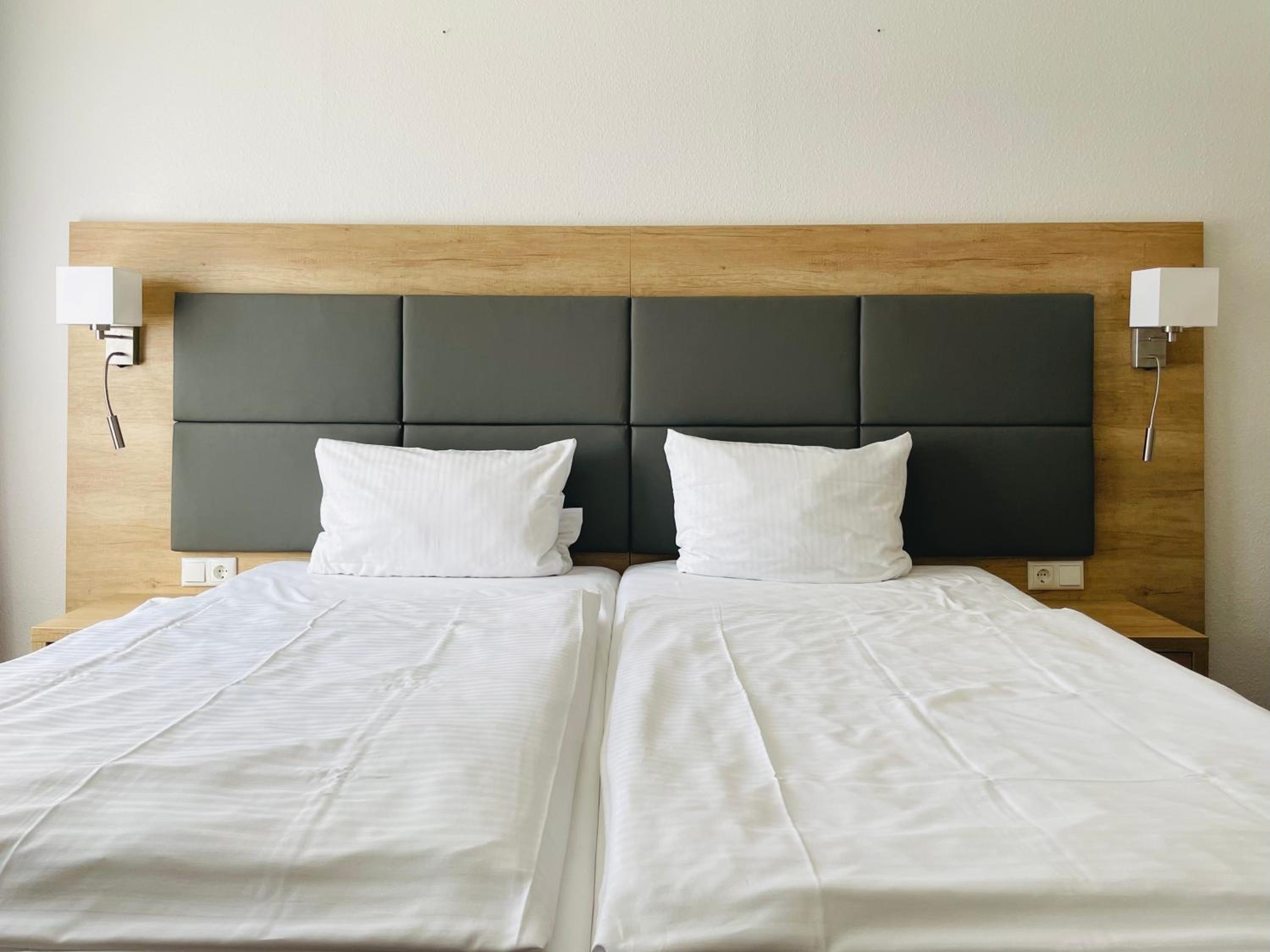 Double Room - Photo 2