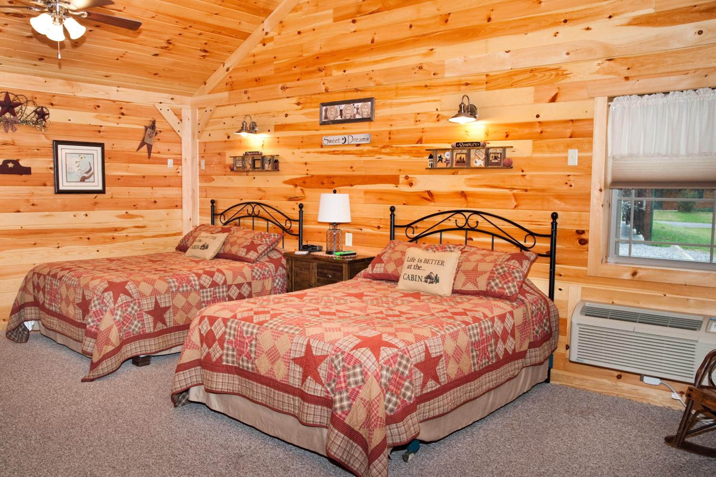 Double Room with Mountain View - Photo 1