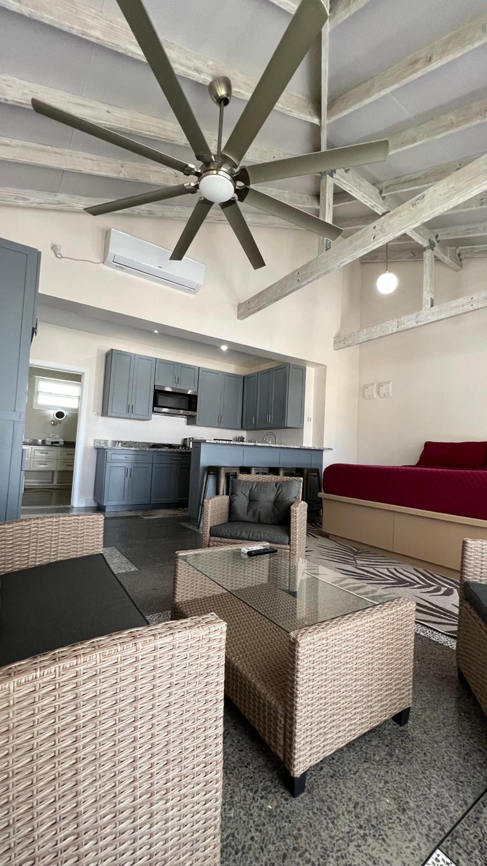 King Suite with Balcony photo 3
