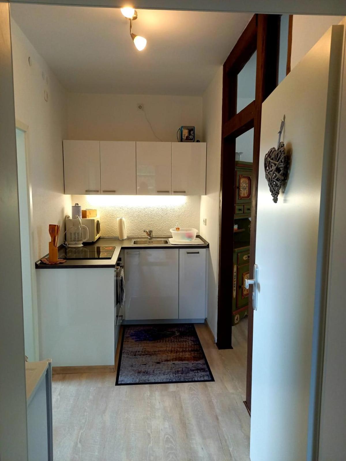 Apartment photo 2