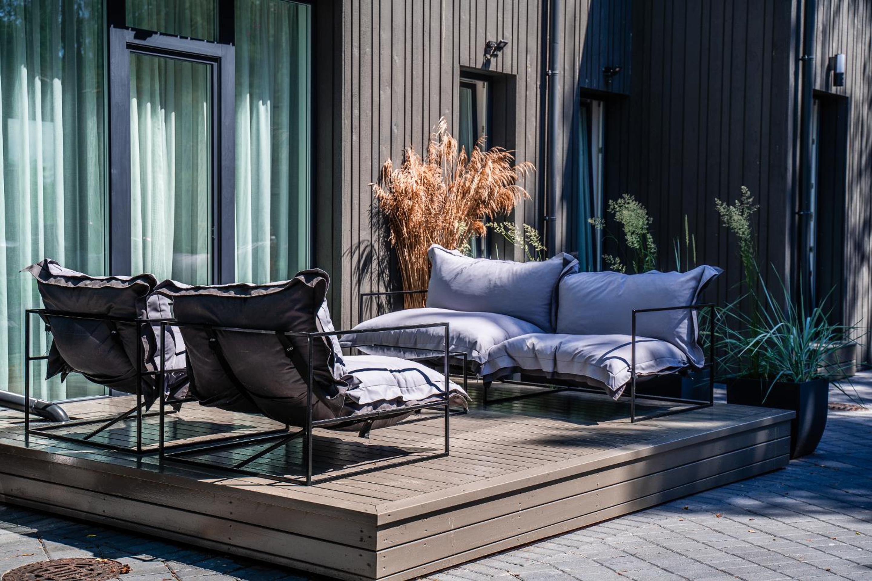 Apartment with Terrace - Photo 14