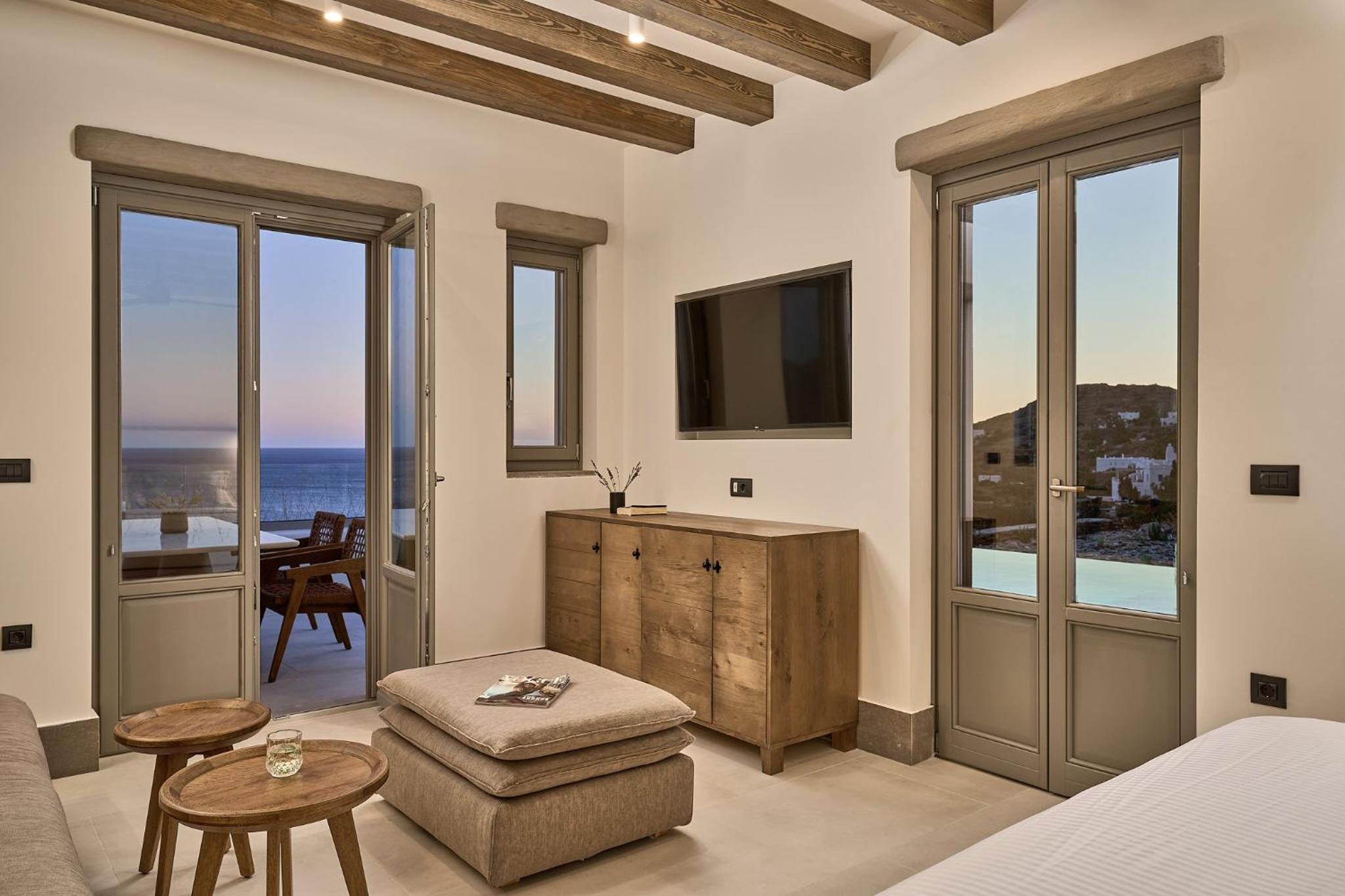 Panoramic Suite Private Pool