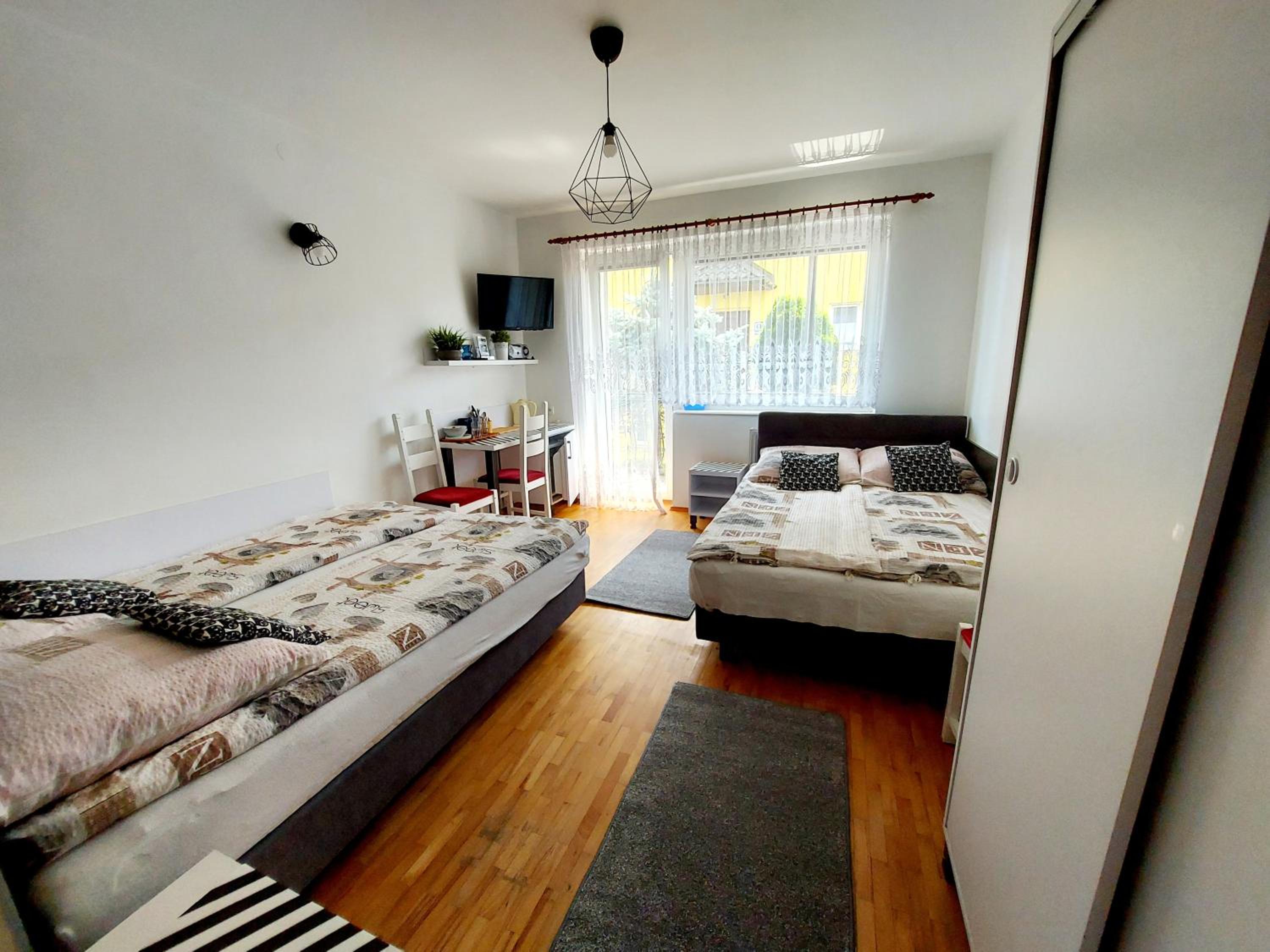 Quadruple Room with Balcony photo 3