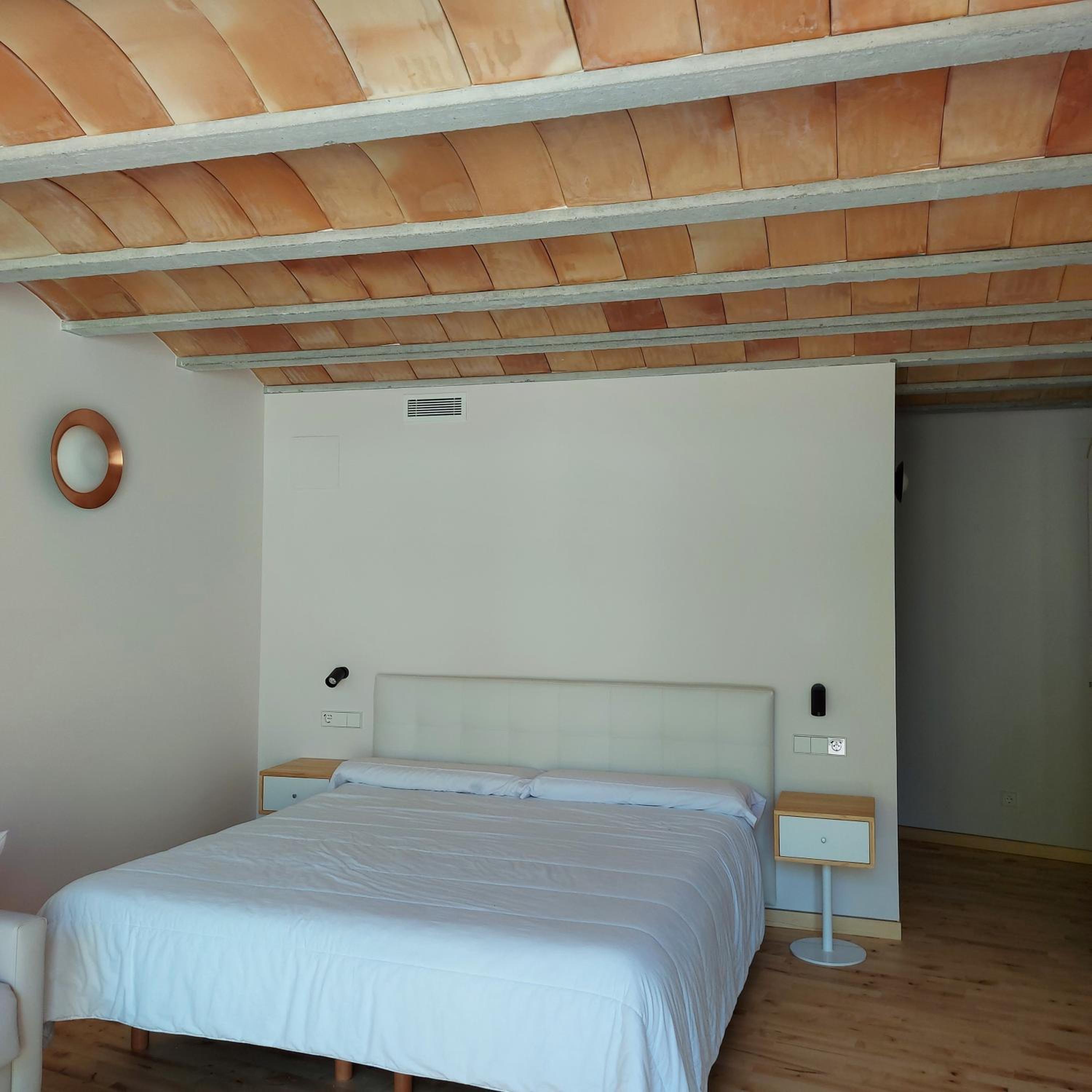 Deluxe Room - Photo 1