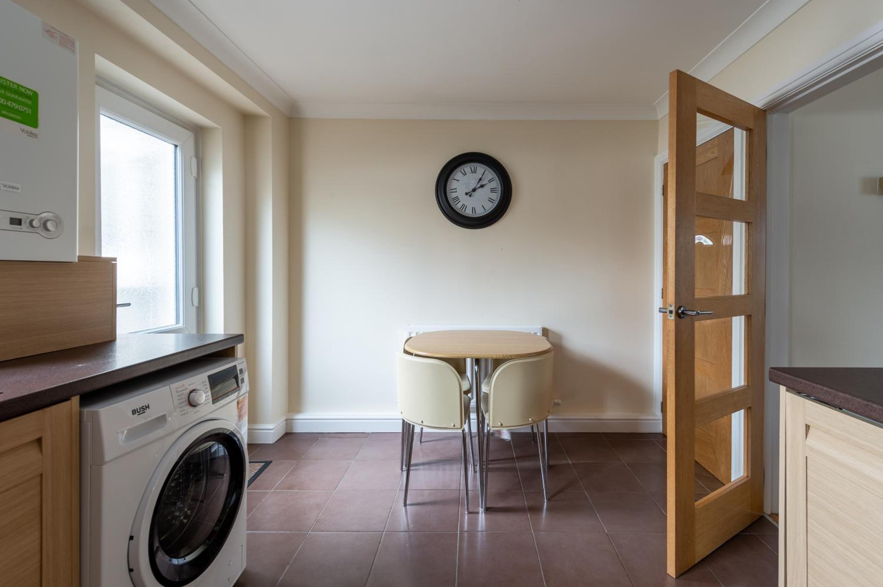 Two-Bedroom House photo 3