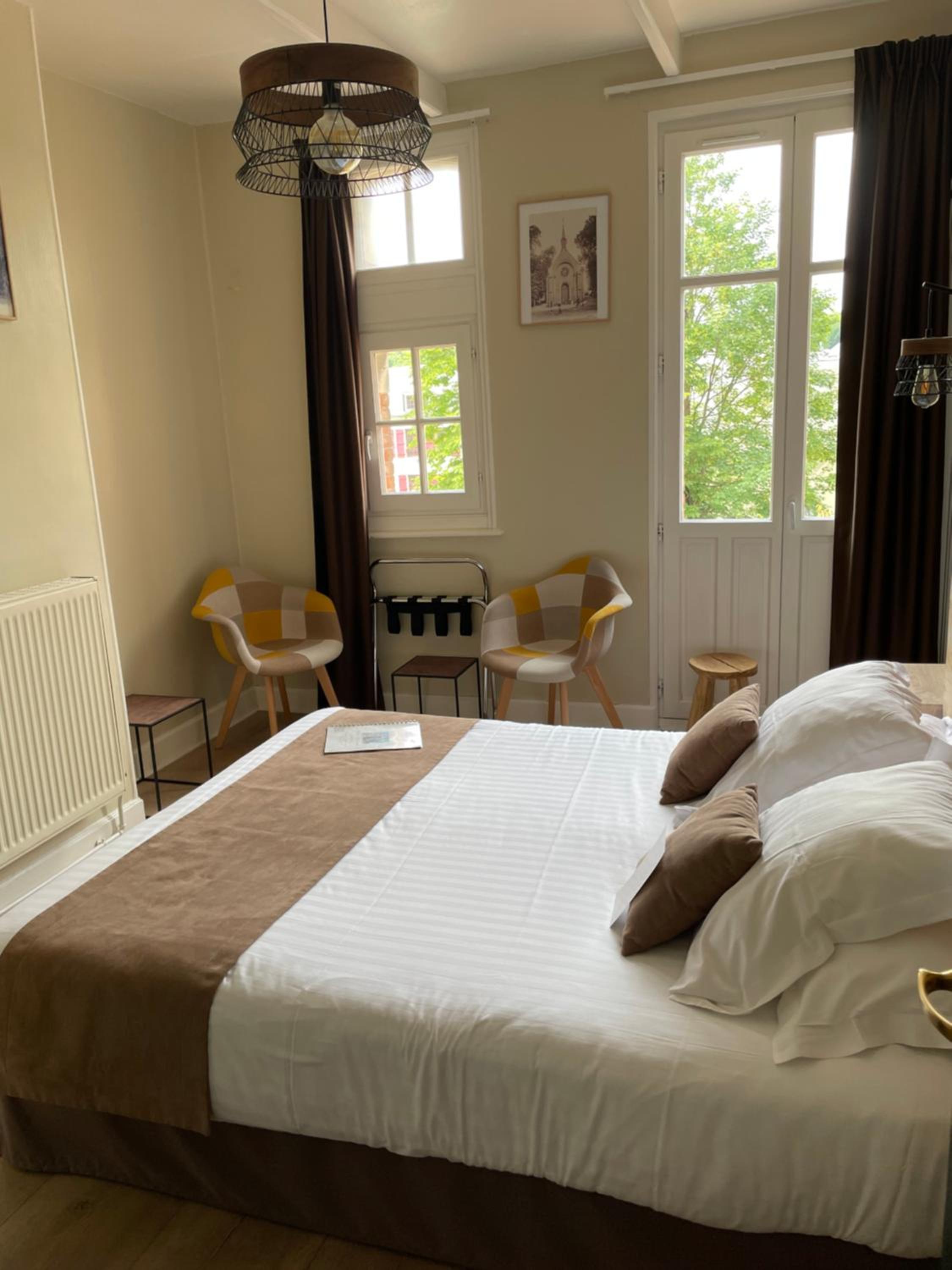 Double Room with Garden View - Photo 3