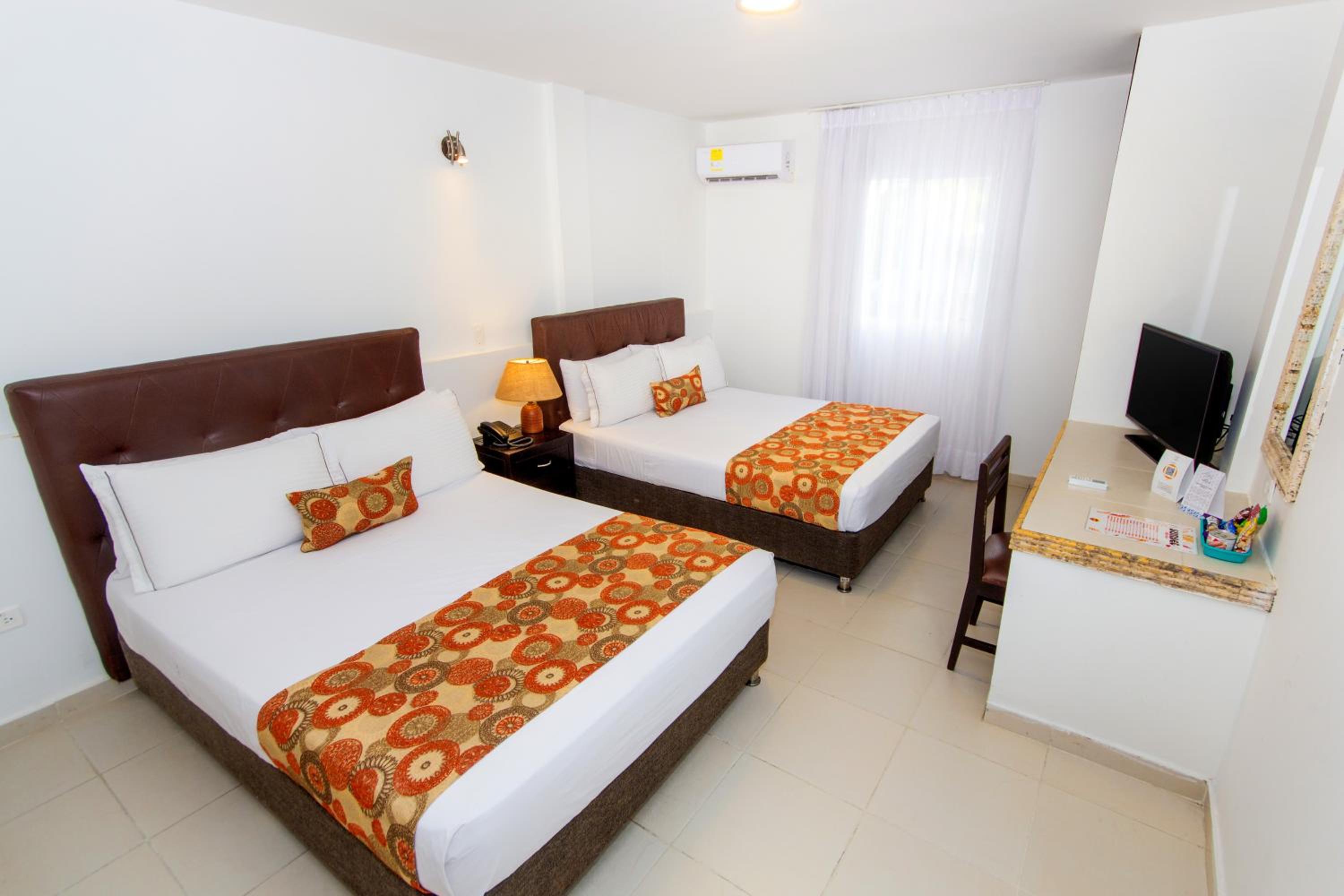 Quadruple Room - Photo 6