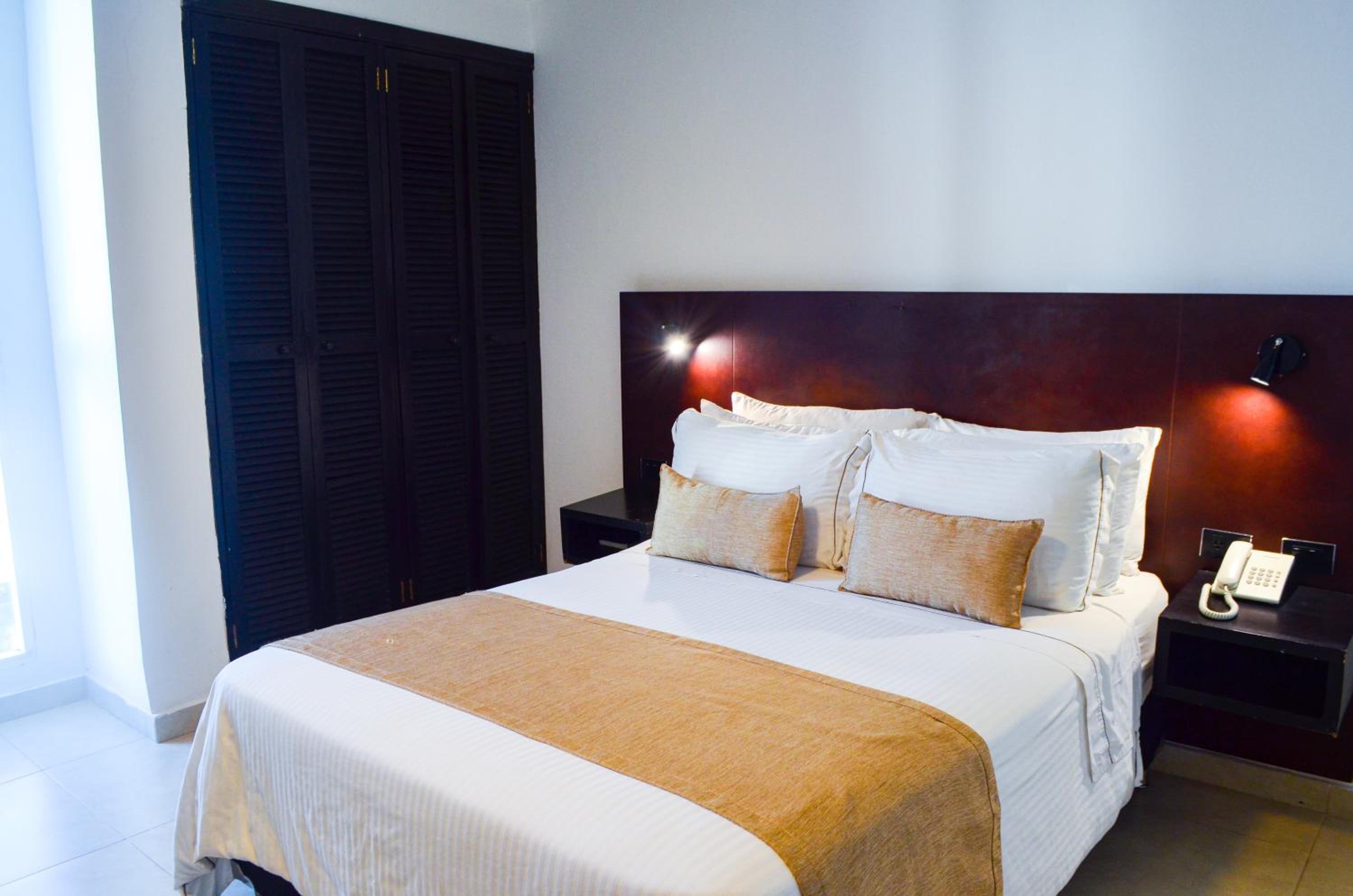 Budget Double Room photo 1