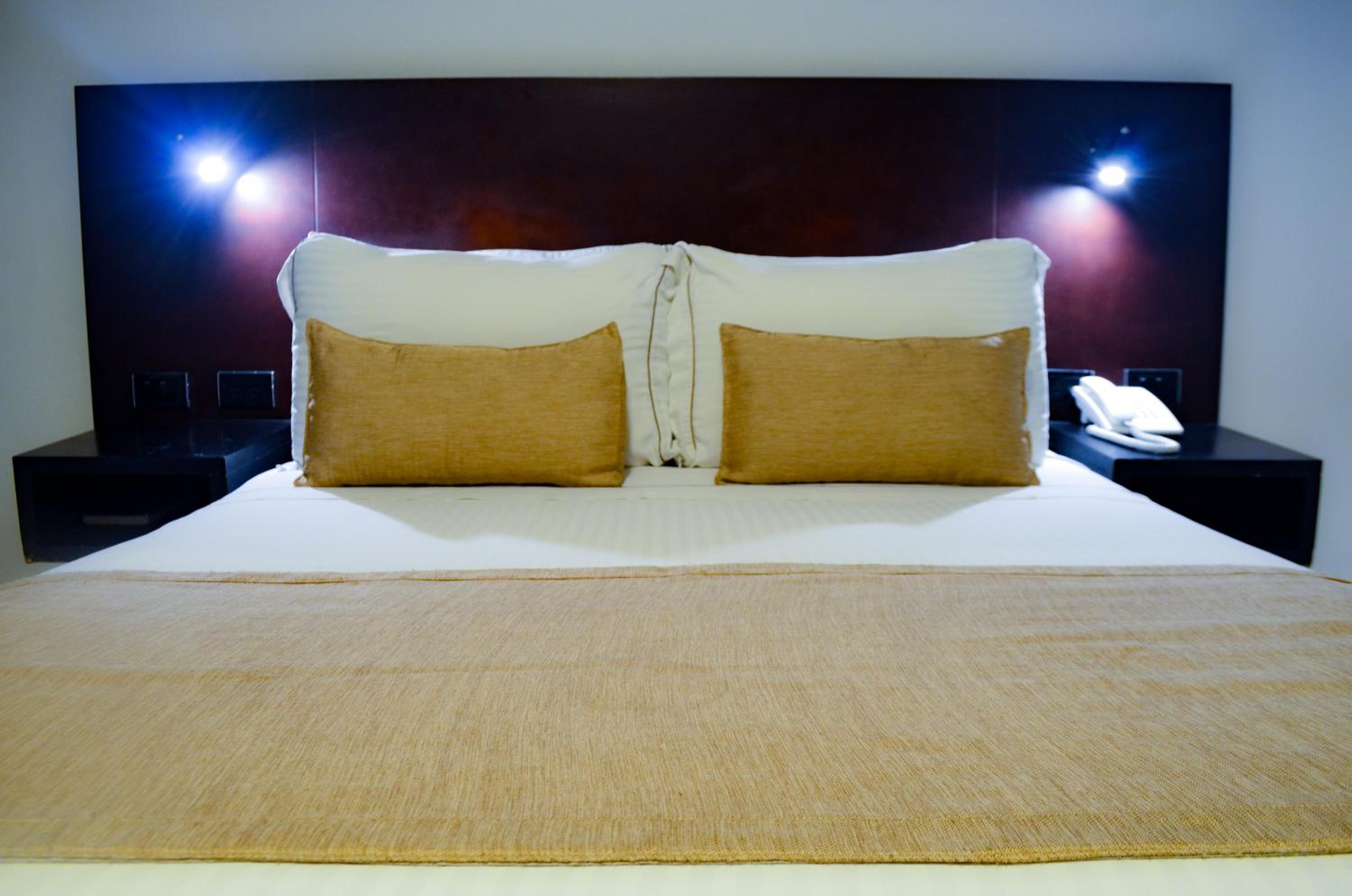 Budget Double Room photo 2