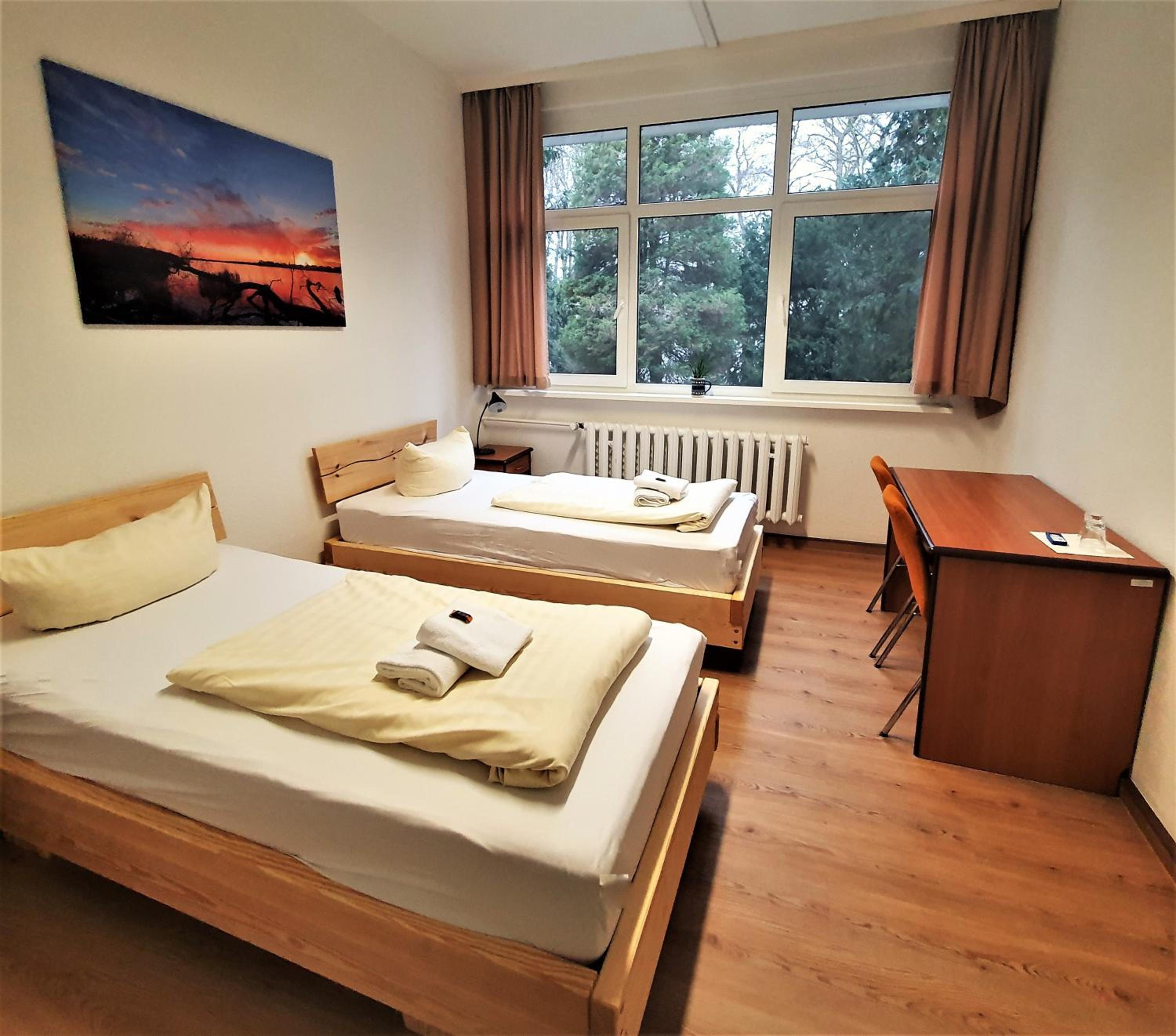 Budget Twin Room photo 1