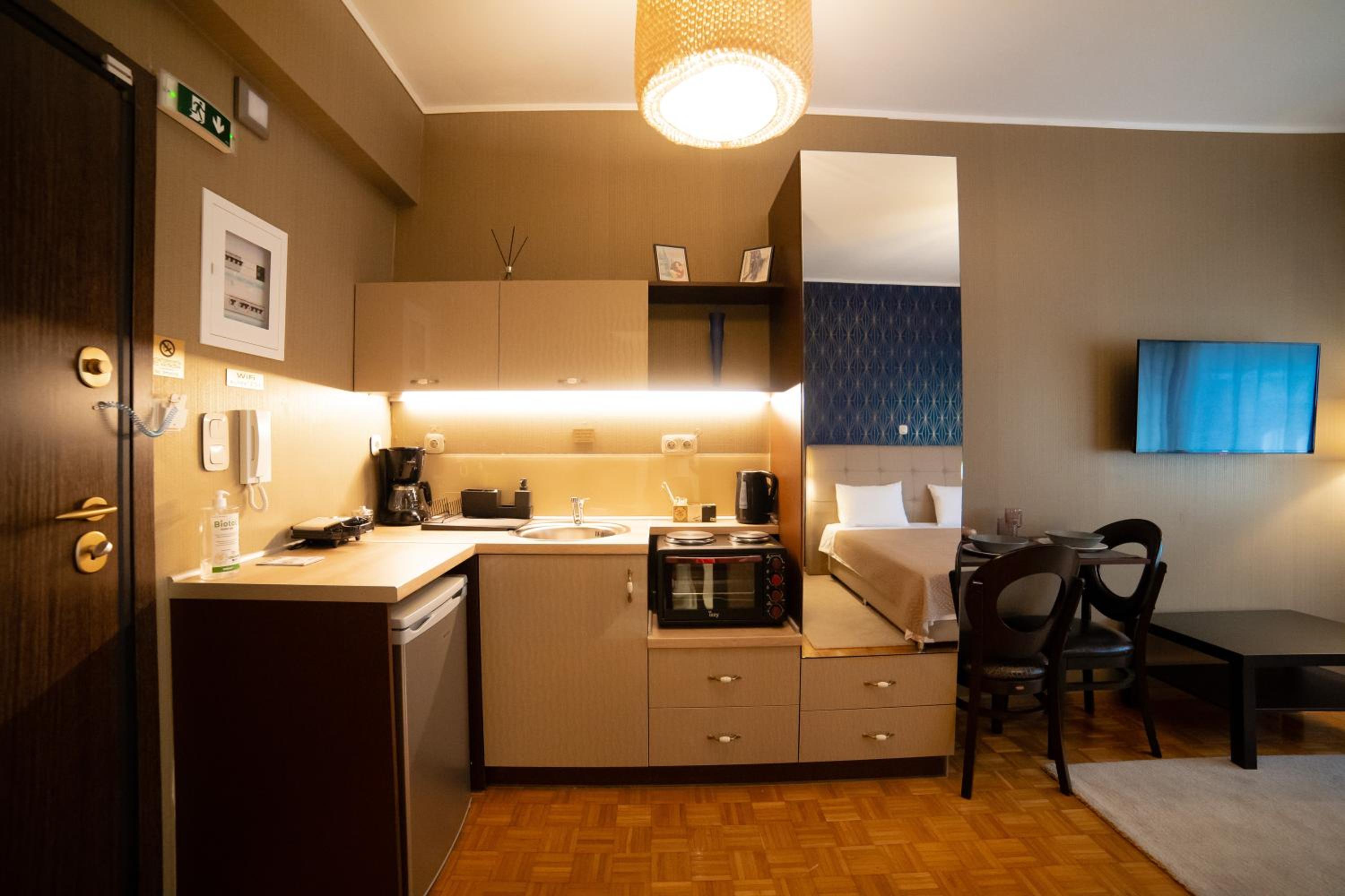 Deluxe Double Room photo 2