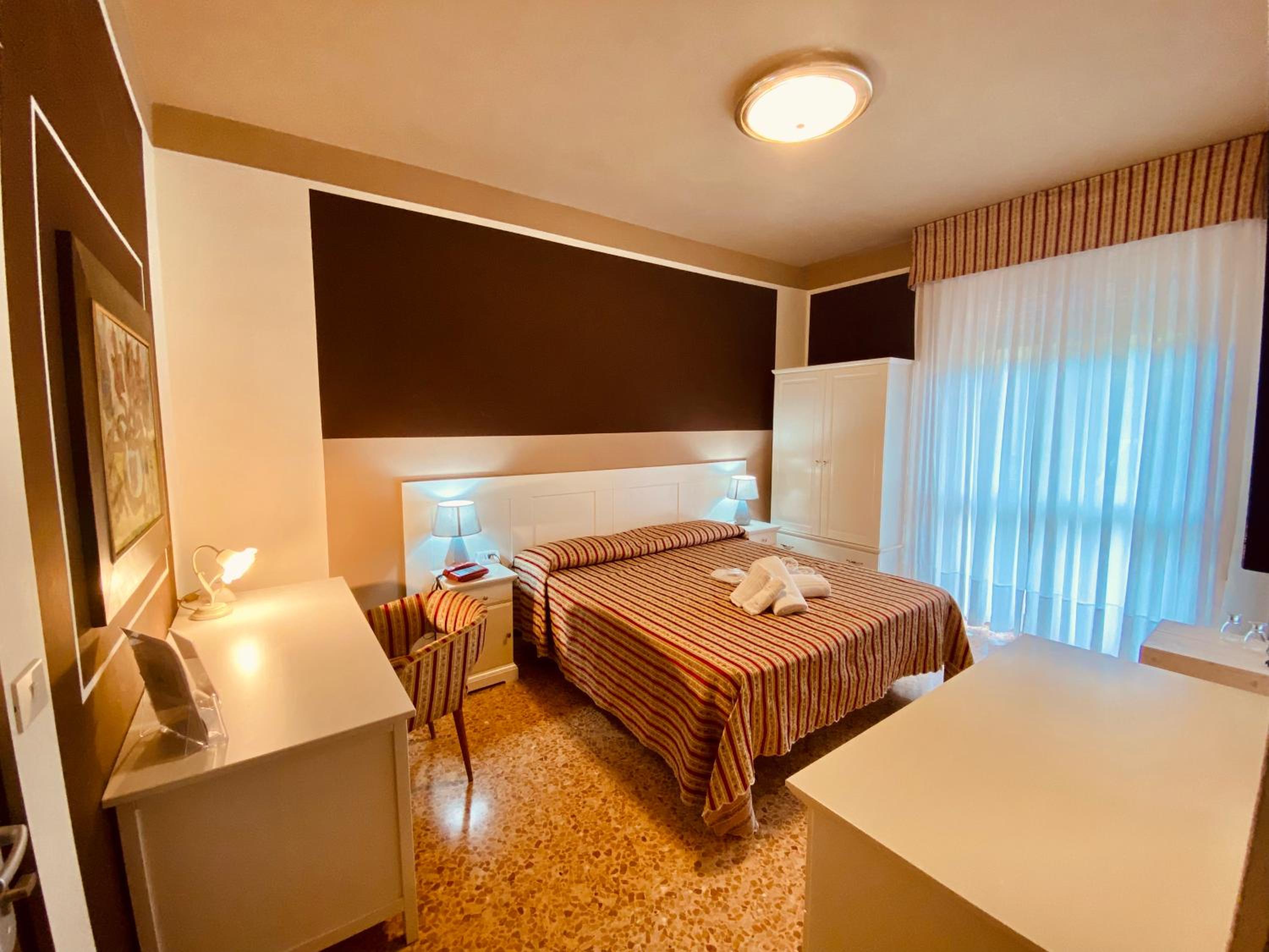 Double Room with Pool View