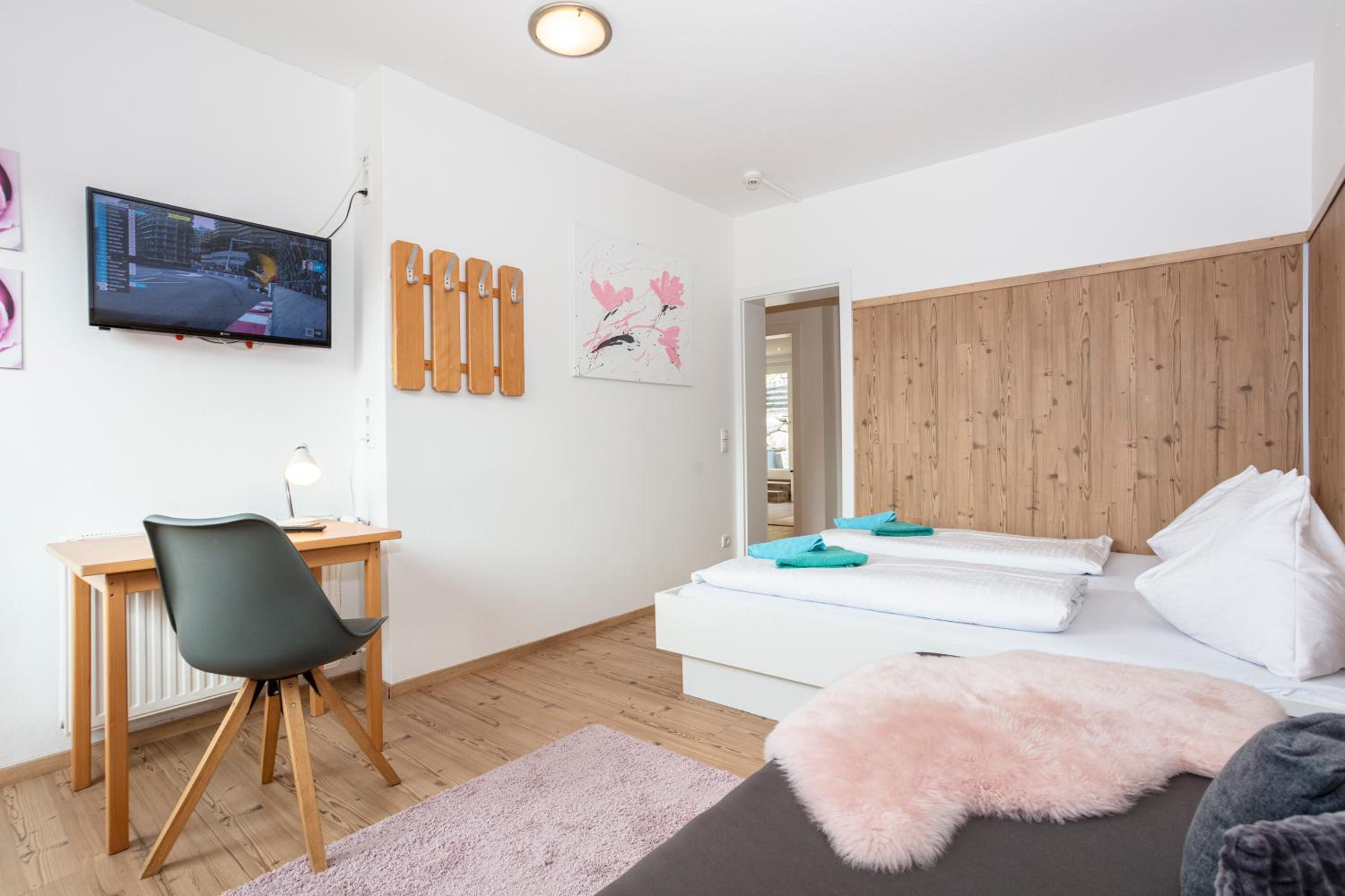 Apartment (2 Adults + 3 Children)
