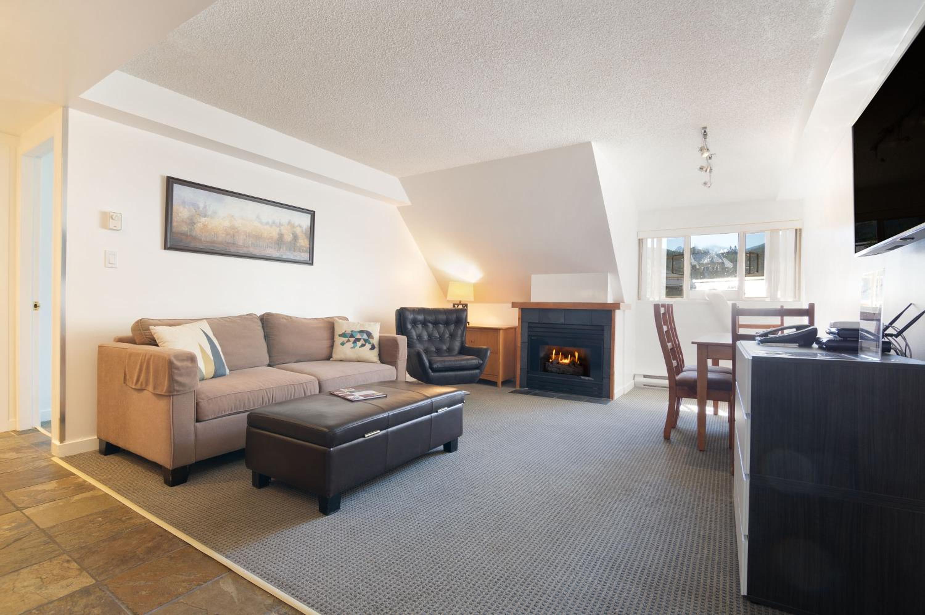 1 Bedroom (601)