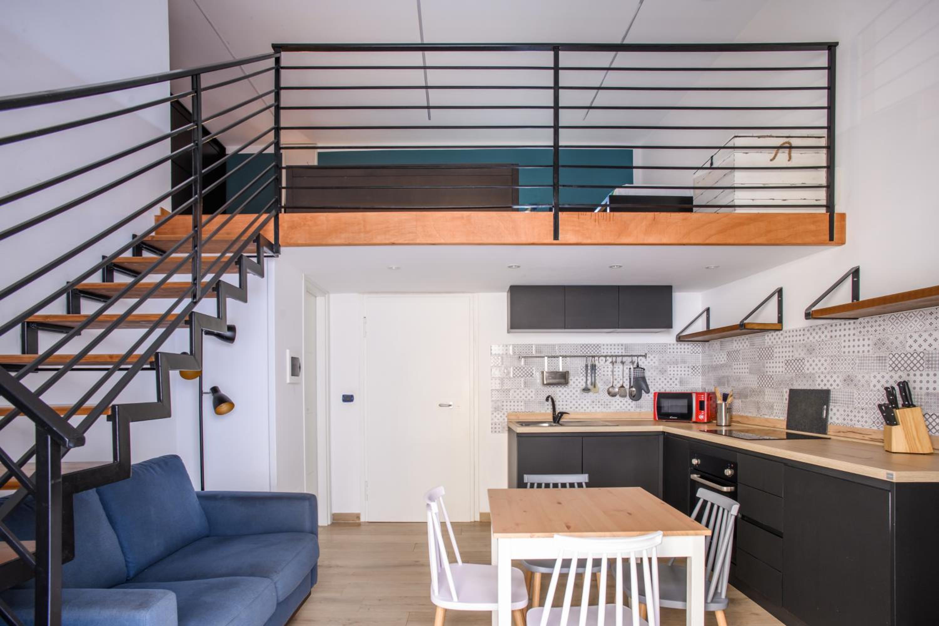 One-Bedroom Apartment