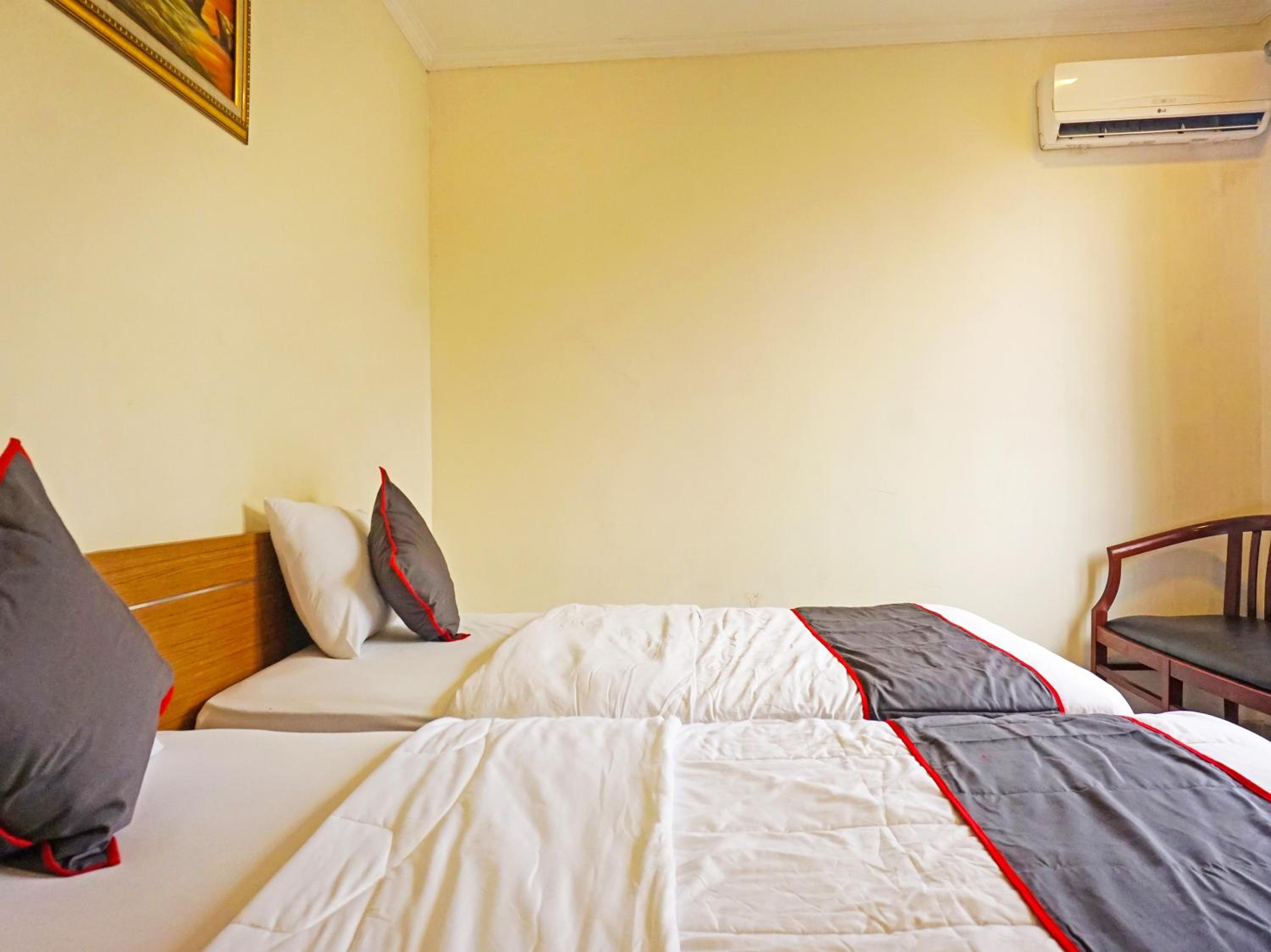 Delxue Twin Room - Photo 3