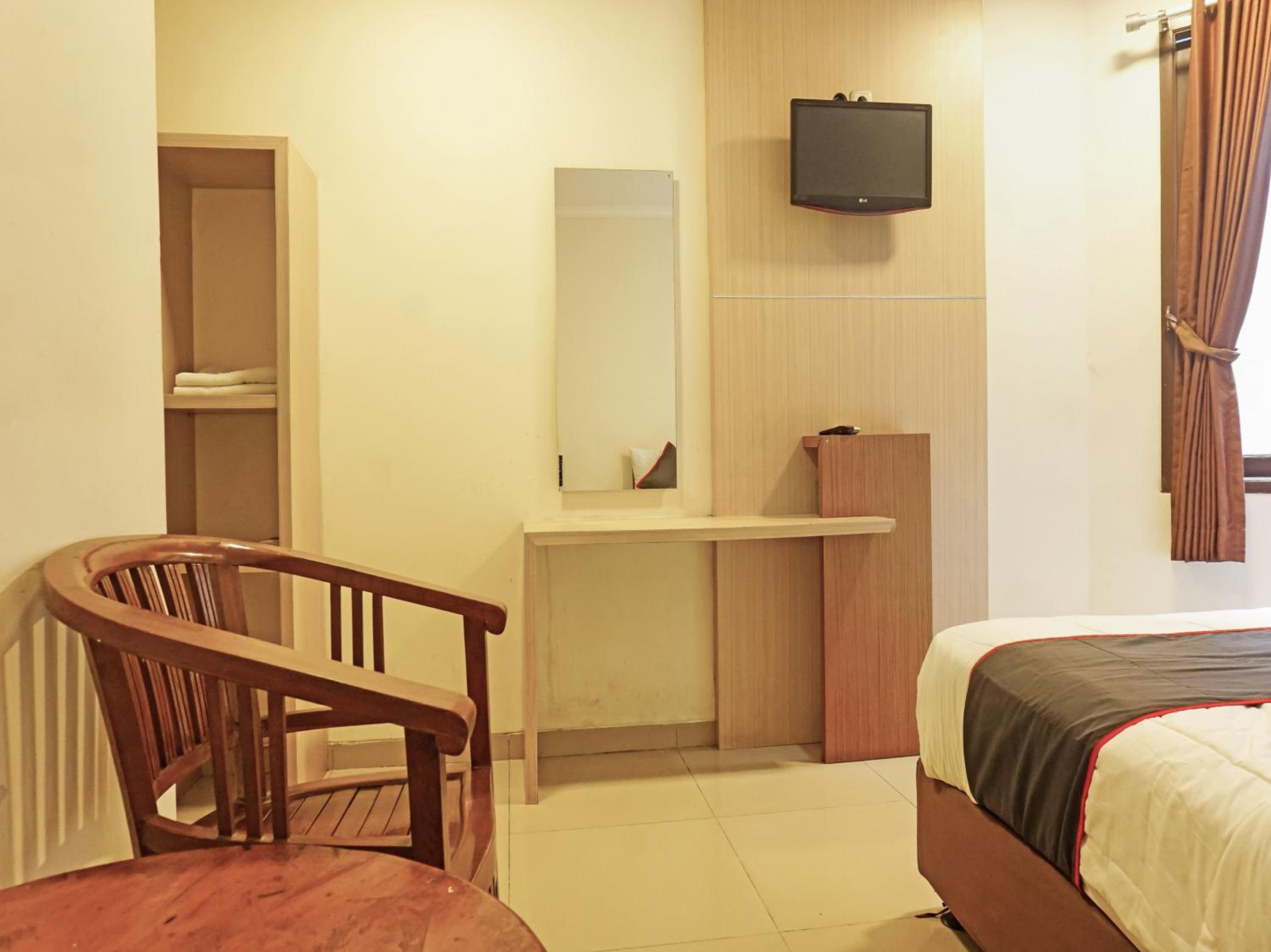 Standard Double Room - Photo 3