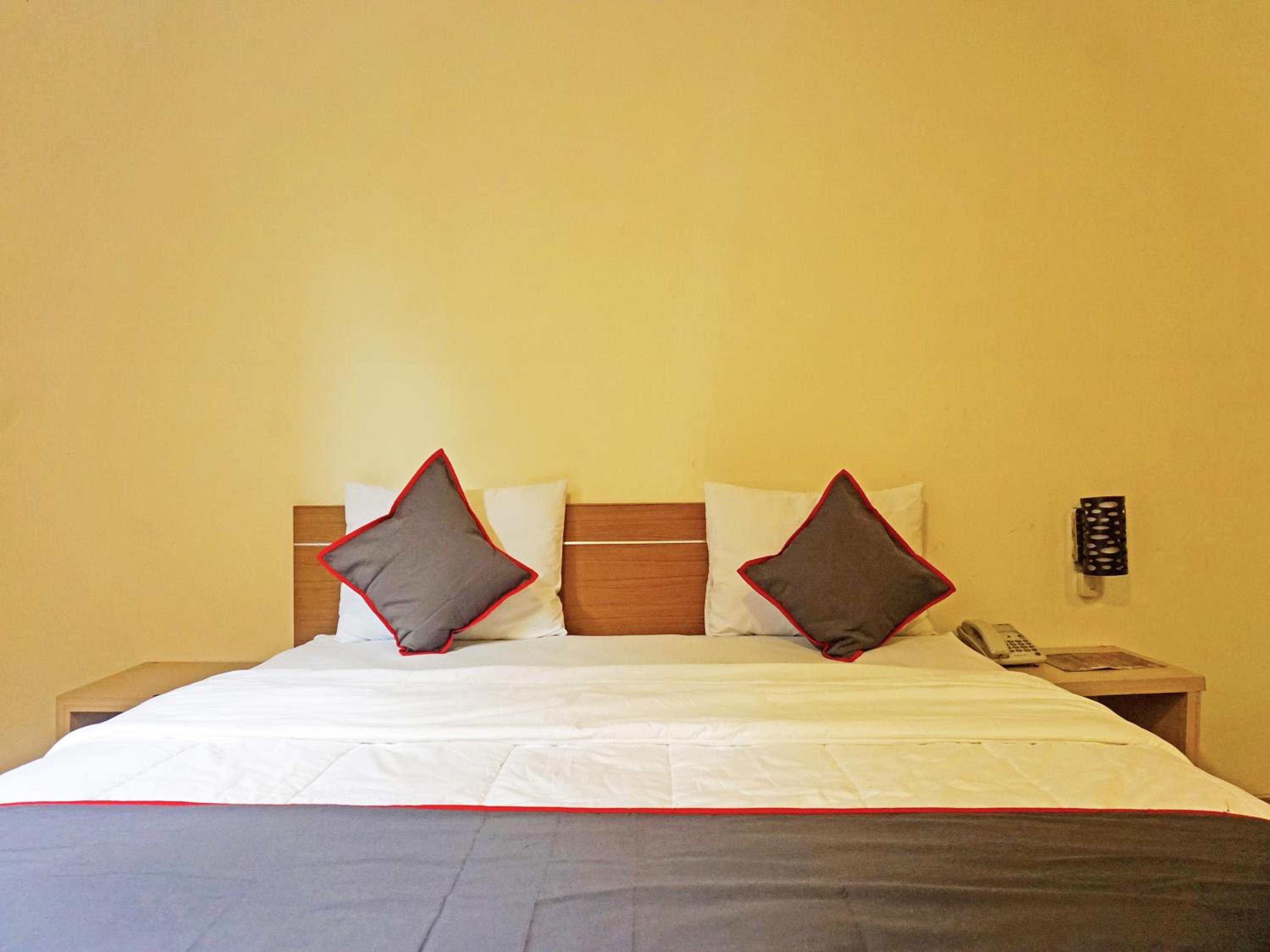 Standard Double Room - Photo 6