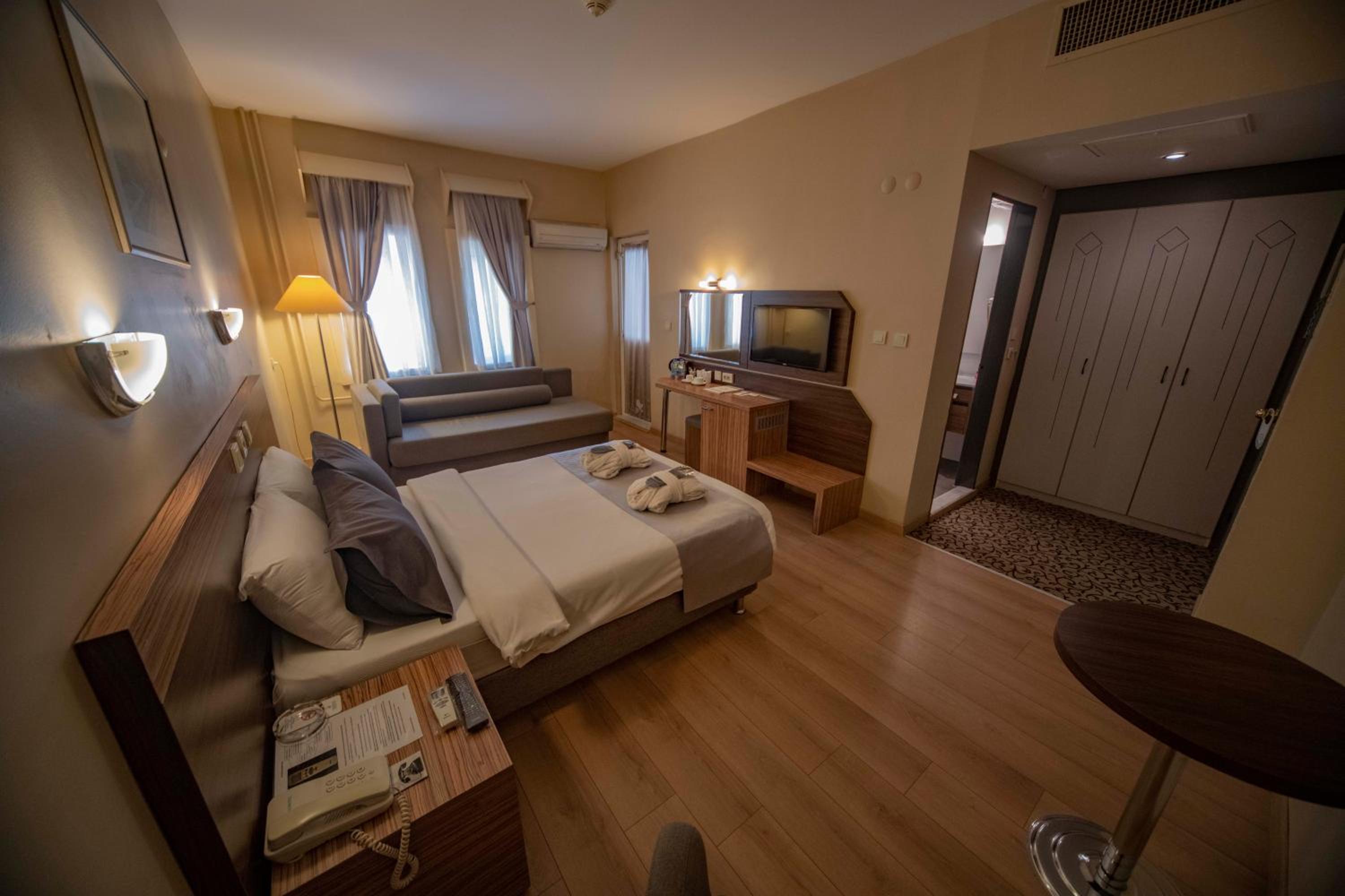 Comfort Triple Room photo 1