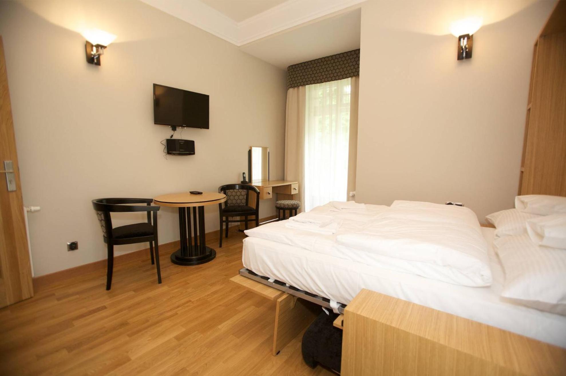 Suite - Photo 6
