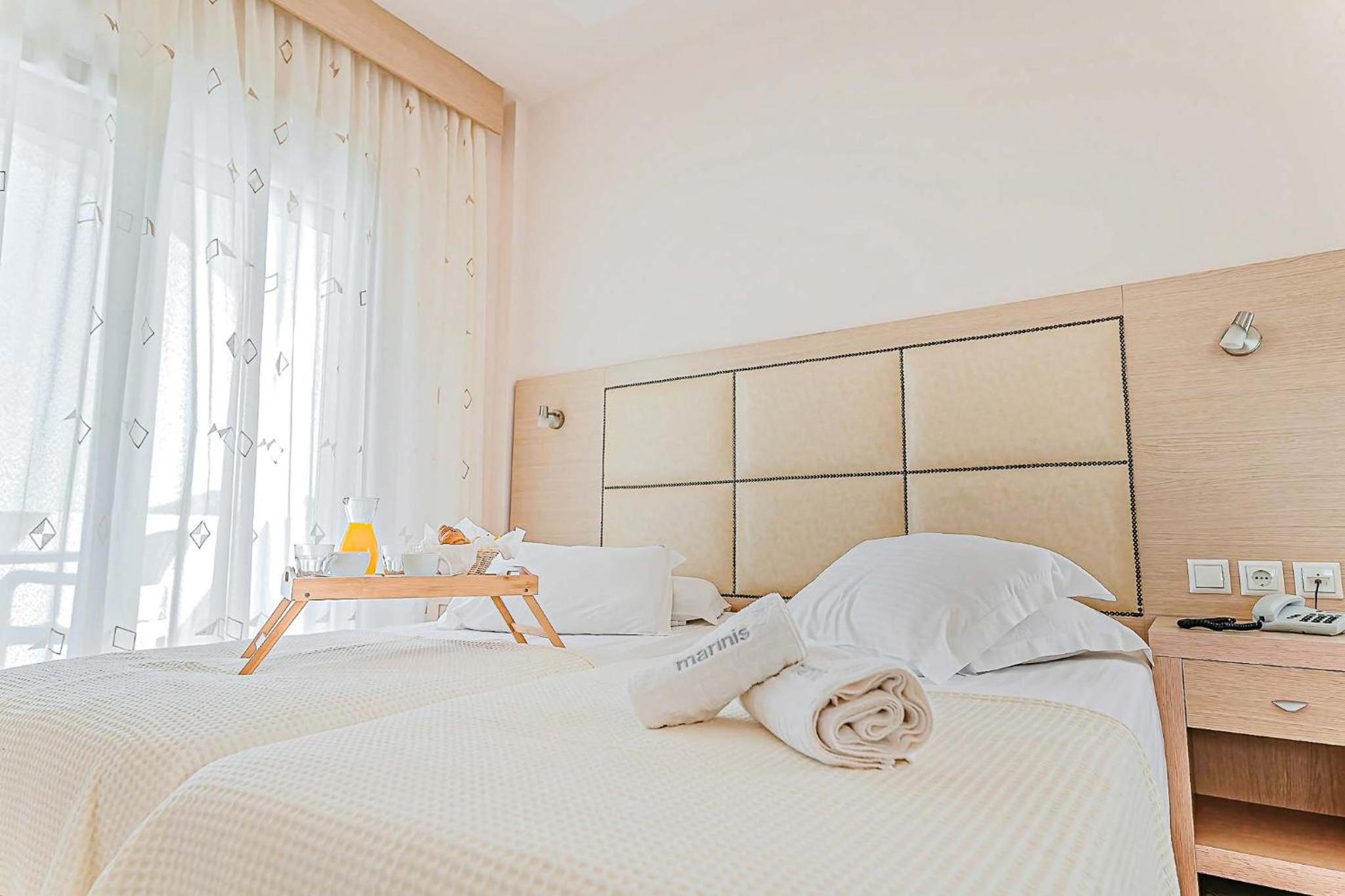 Superior Double Room with Side Sea View photo 1