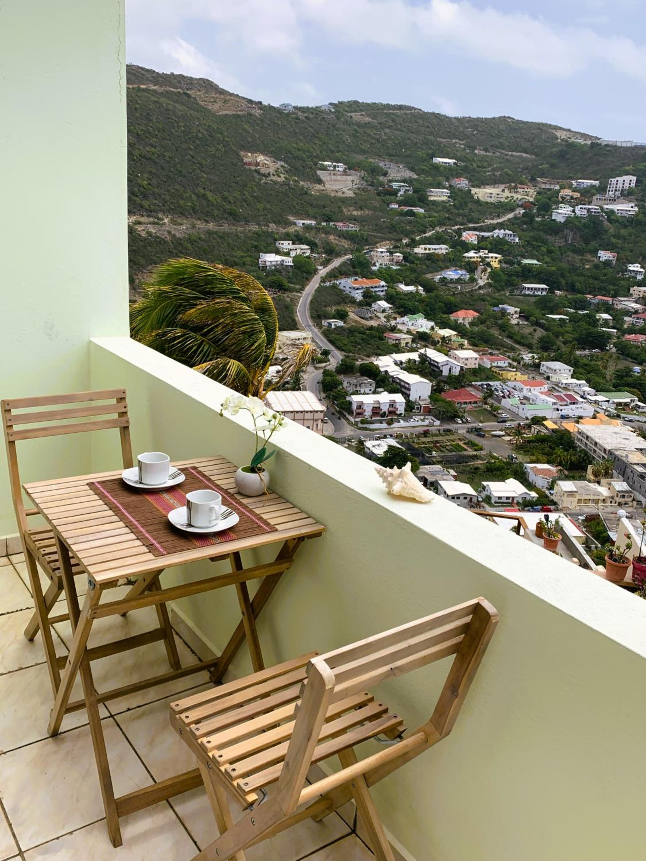 Balcony & Terrace