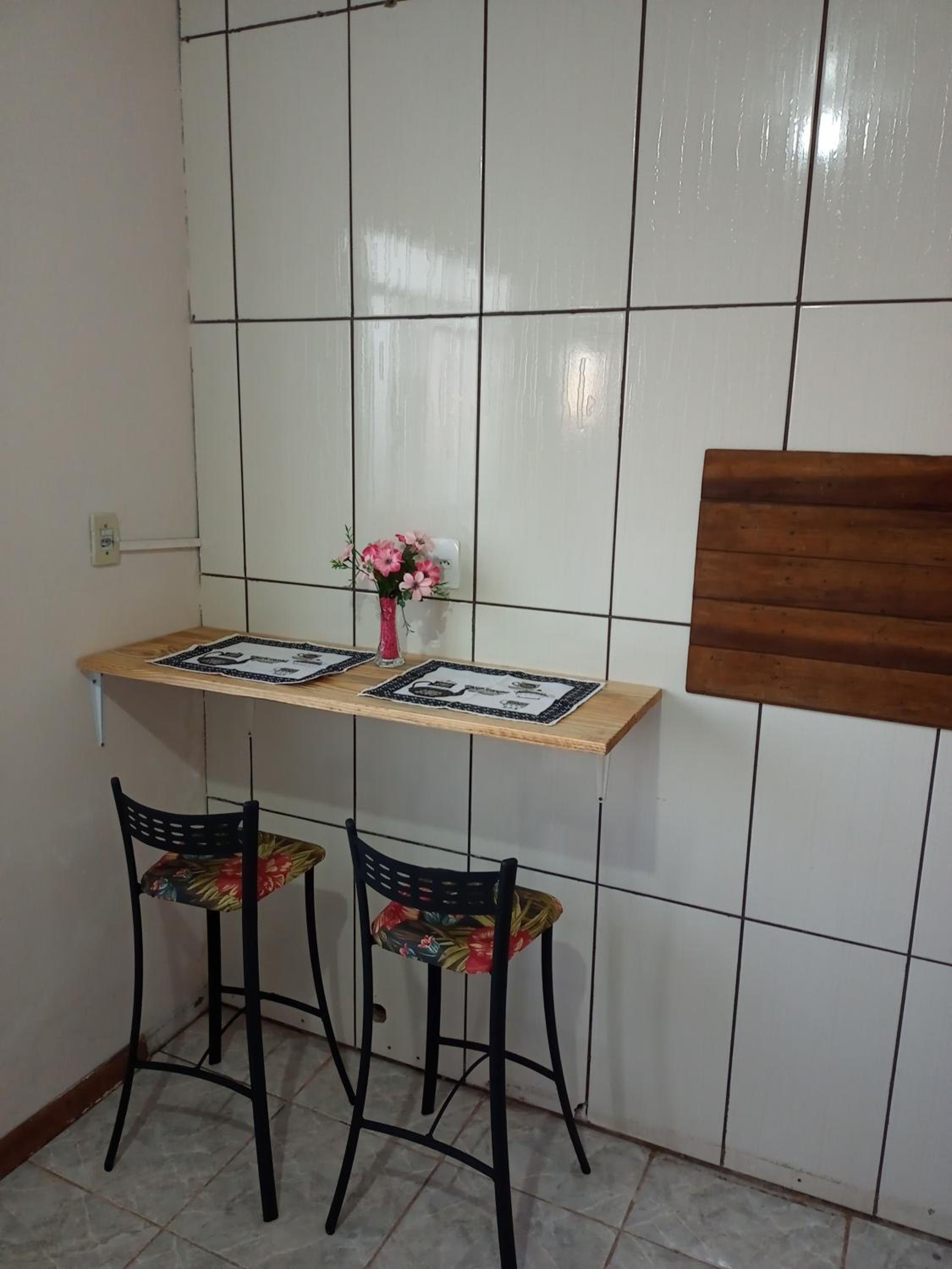 One-Bedroom Apartment - Photo 7