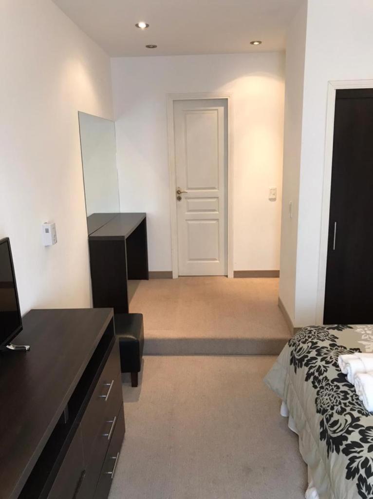 Deluxe Double Room with Balcony photo 3