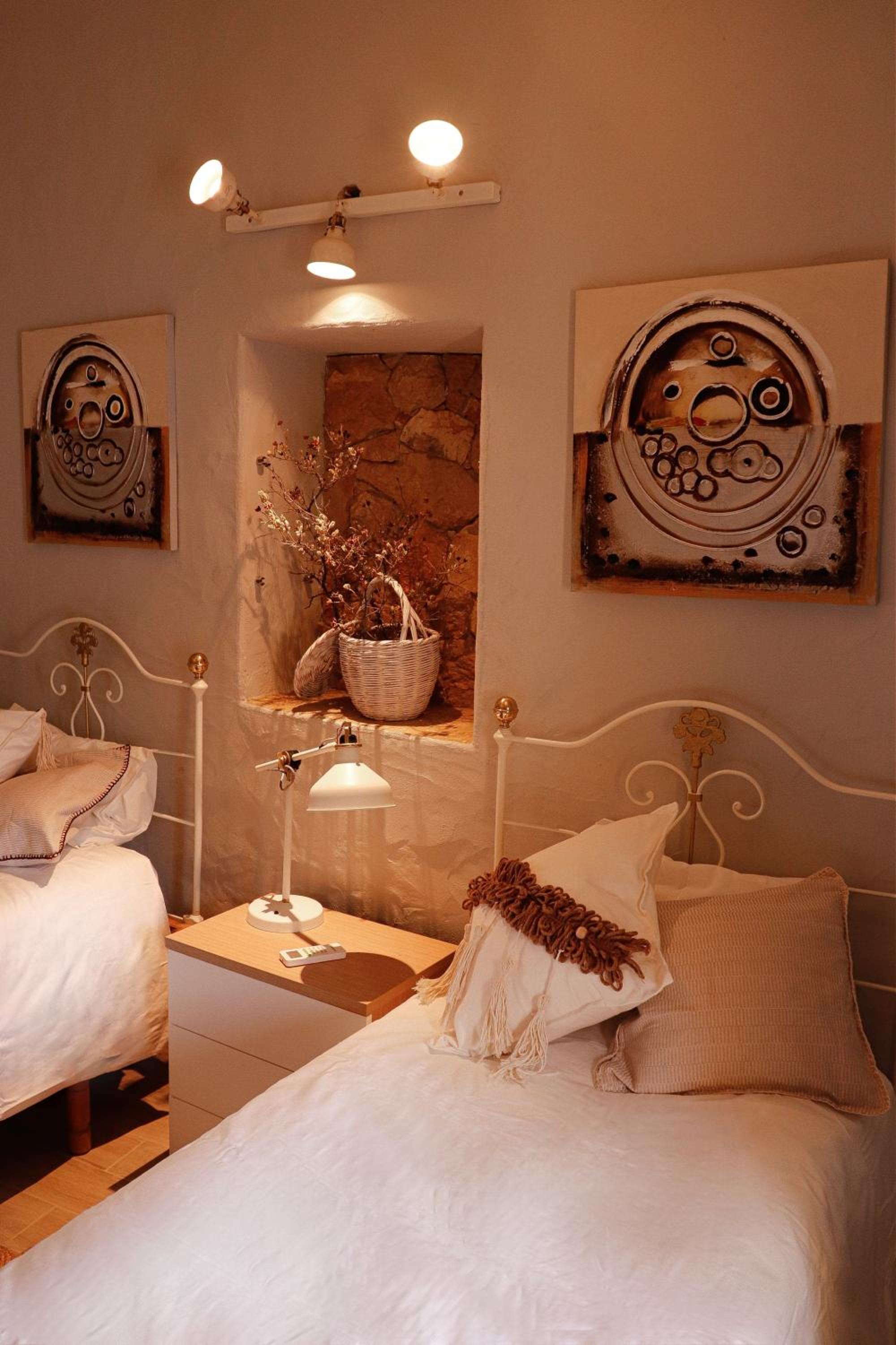 Two-Bedroom Villa - Photo 30