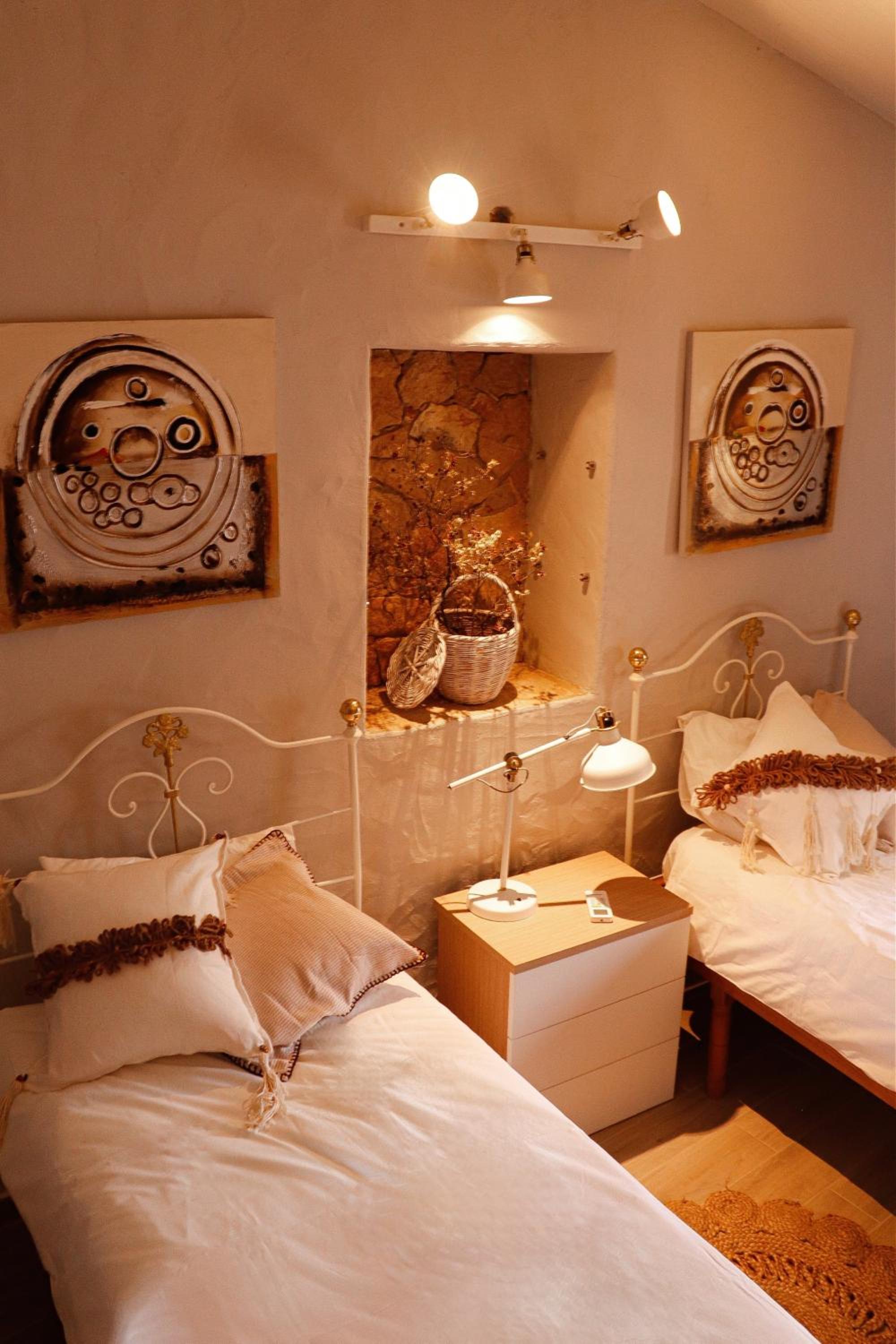 Two-Bedroom Villa - Photo 33